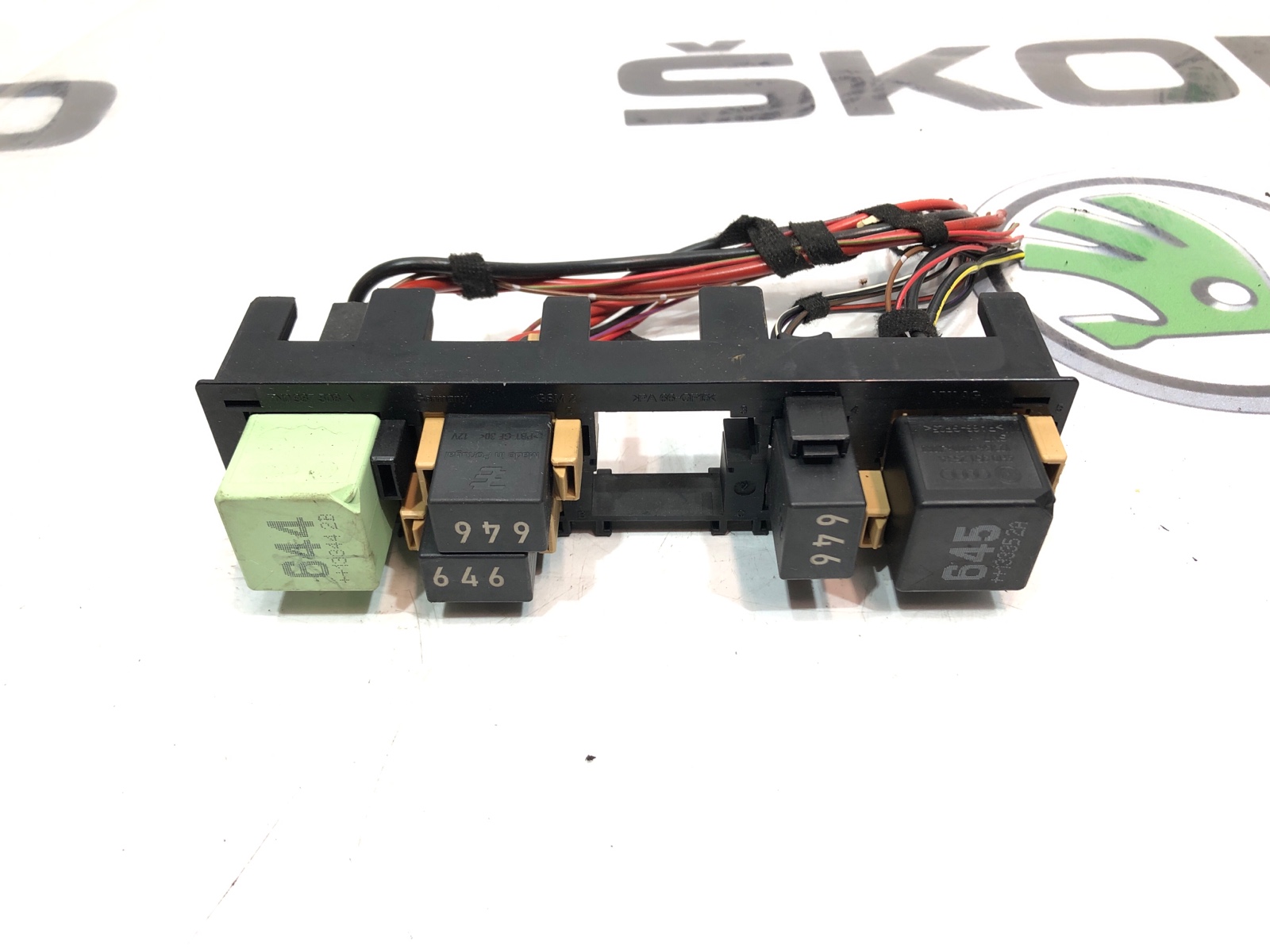 Блок реле, 1000 рублей, Москва