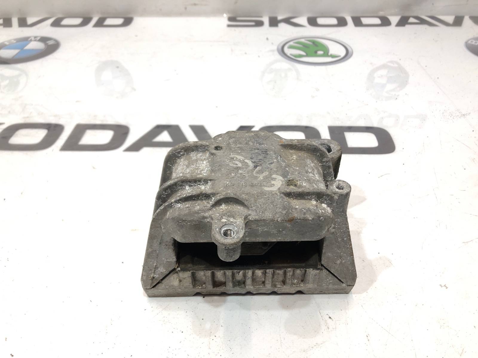 Опора двигателя, 1500 рублей, Москва