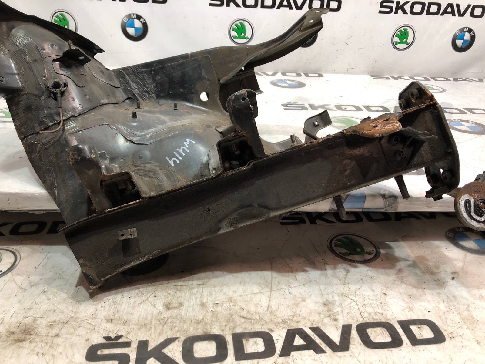 лонжерон, 8000 рублей, Москва