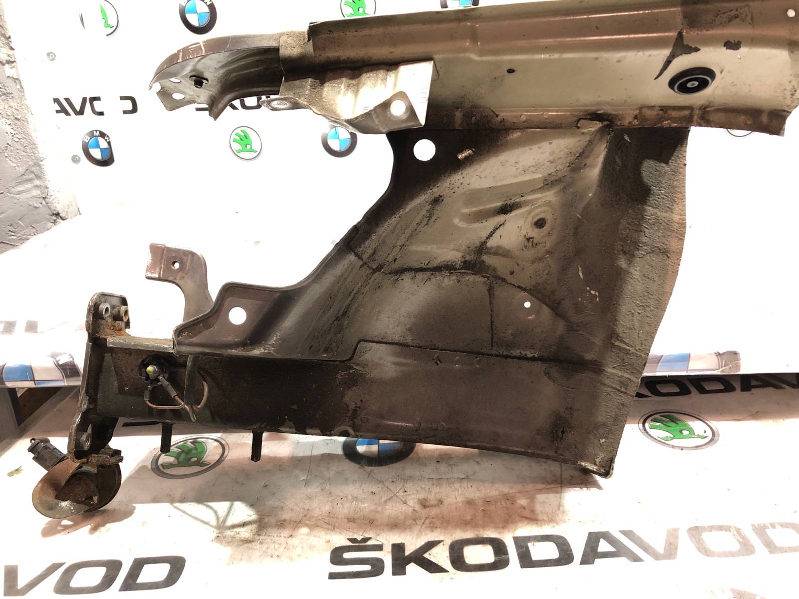 лонжерон, 8000 рублей, Москва