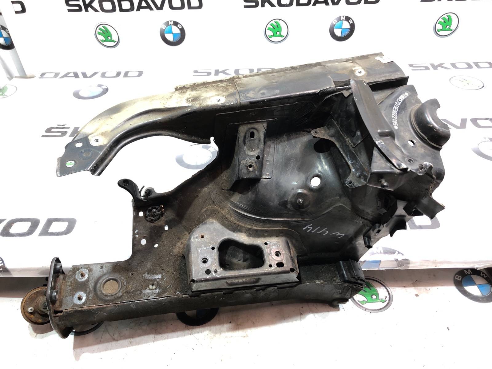 лонжерон, 8000 рублей, Москва