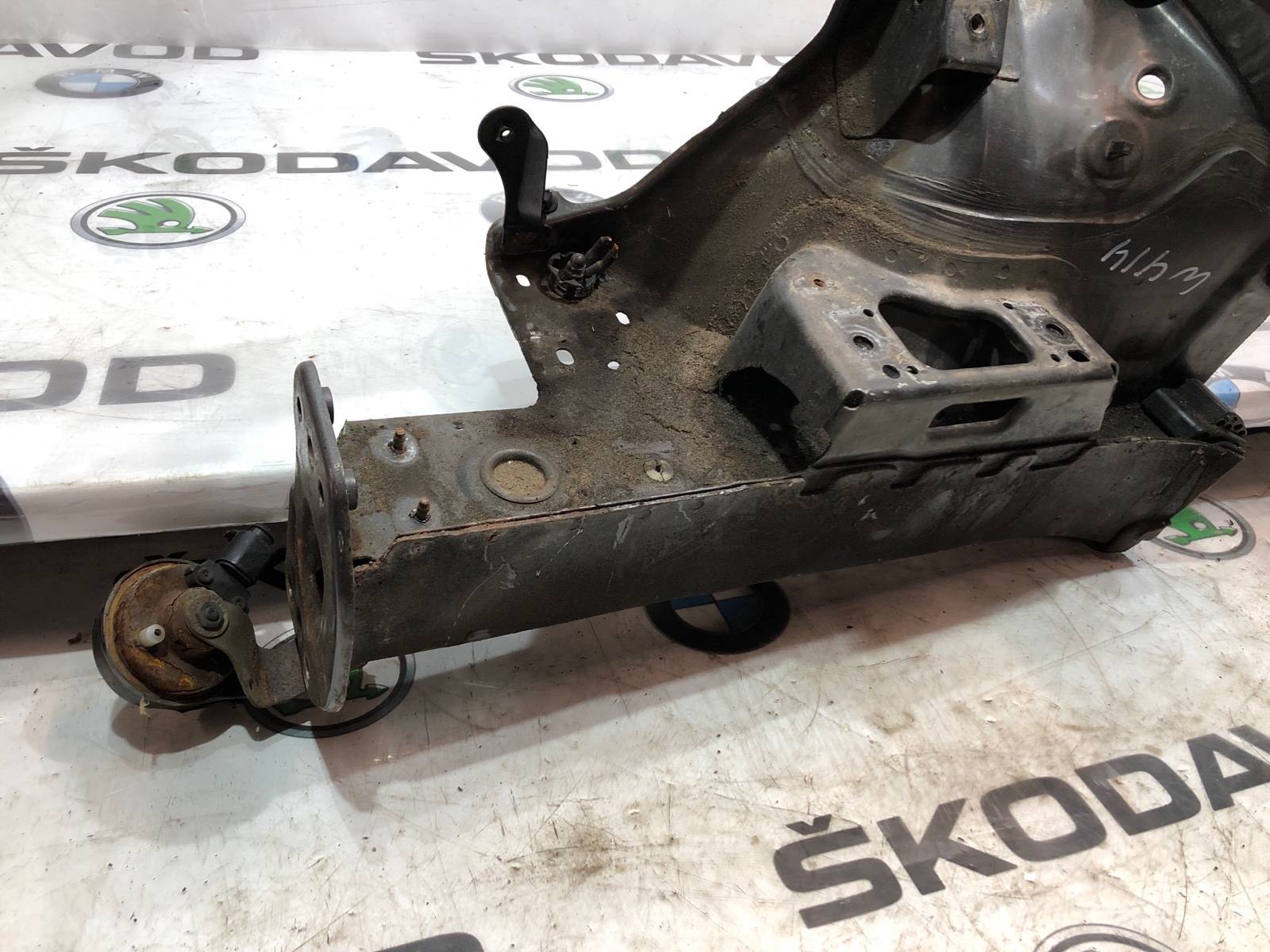 лонжерон, 8000 рублей, Москва