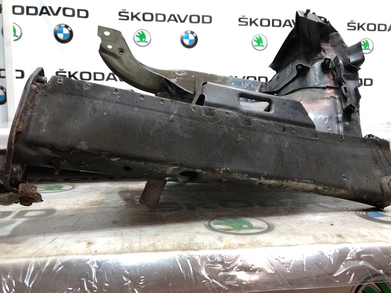 лонжерон, 8000 рублей, Москва