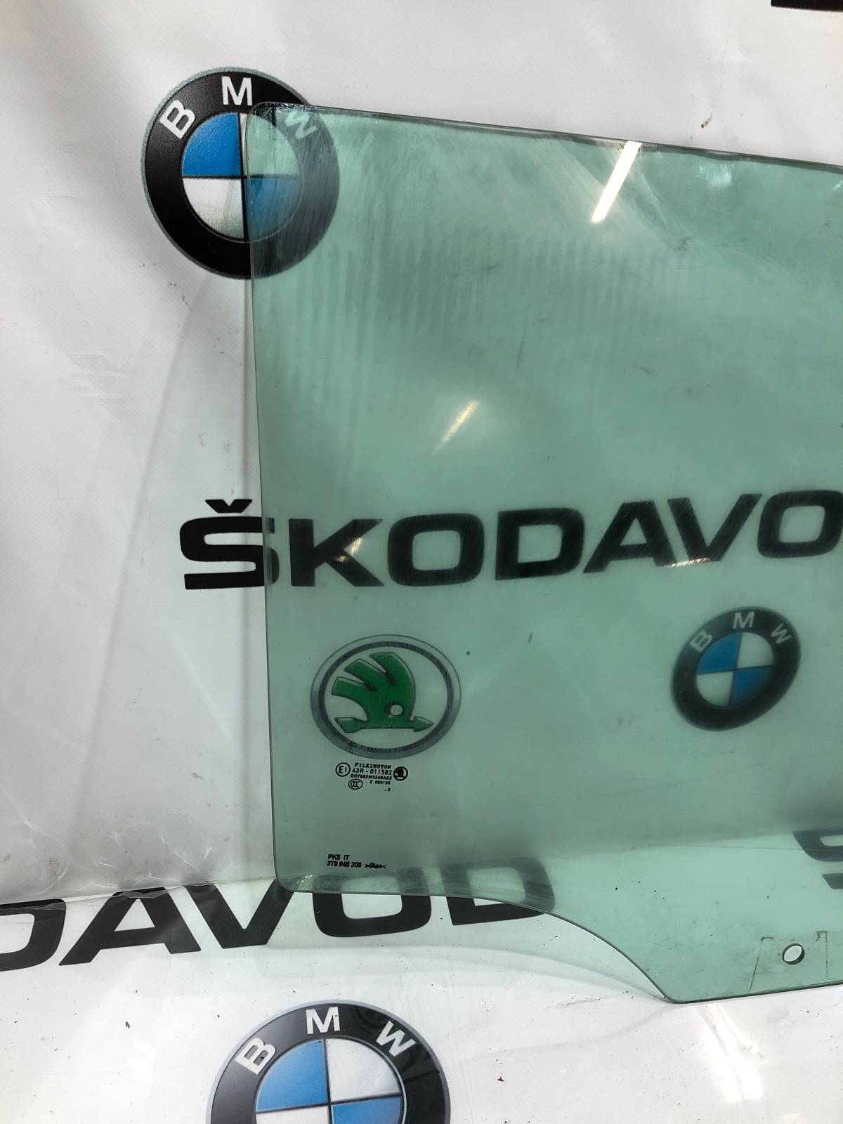 Стекло двери, 1000 рублей, Москва