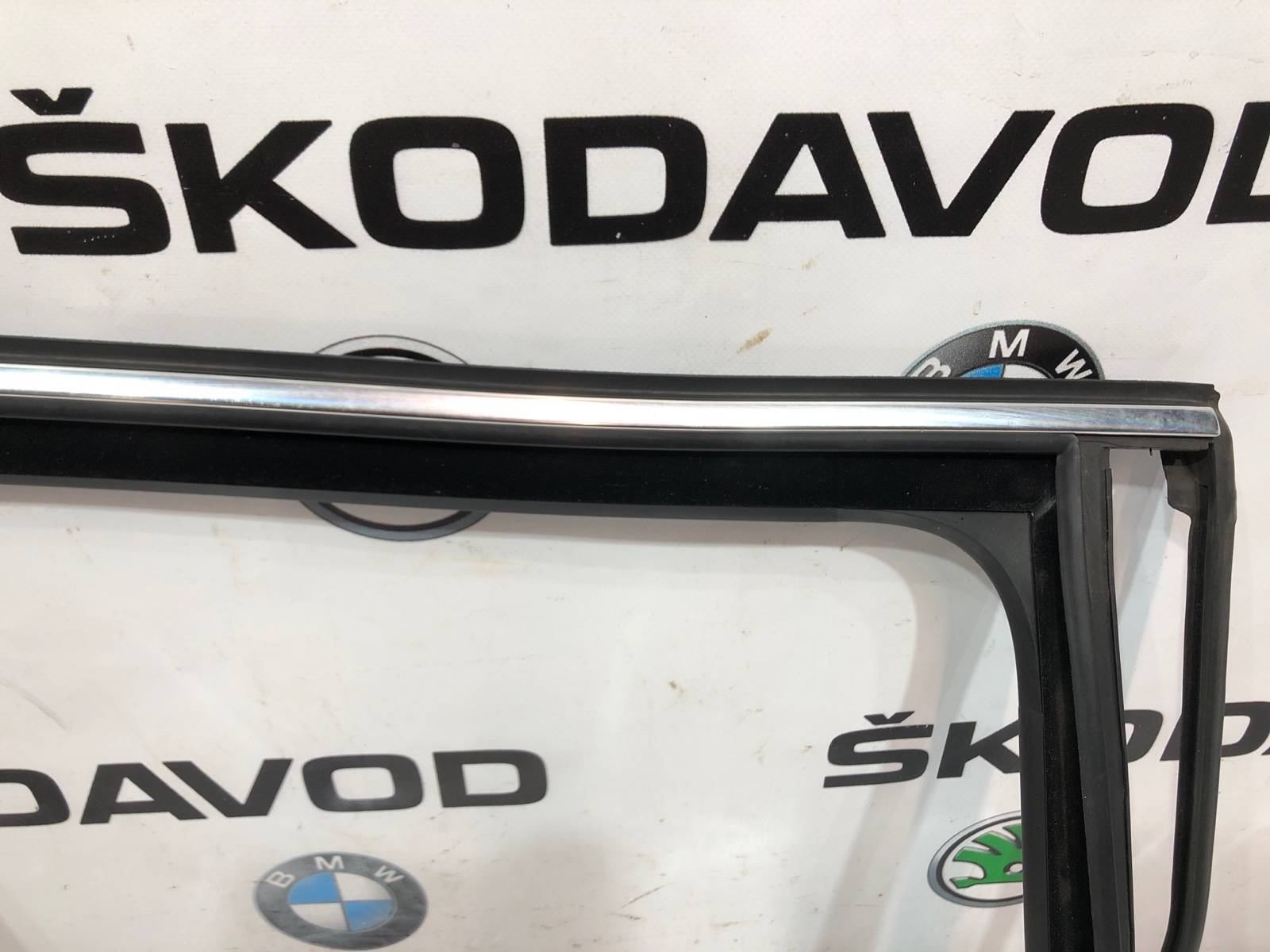 форточка двери, 1500 рублей, Москва