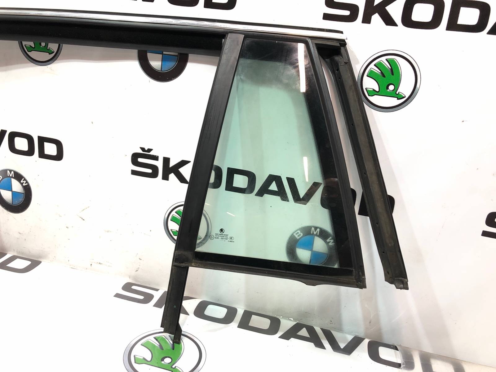 форточка двери, 1500 рублей, Москва