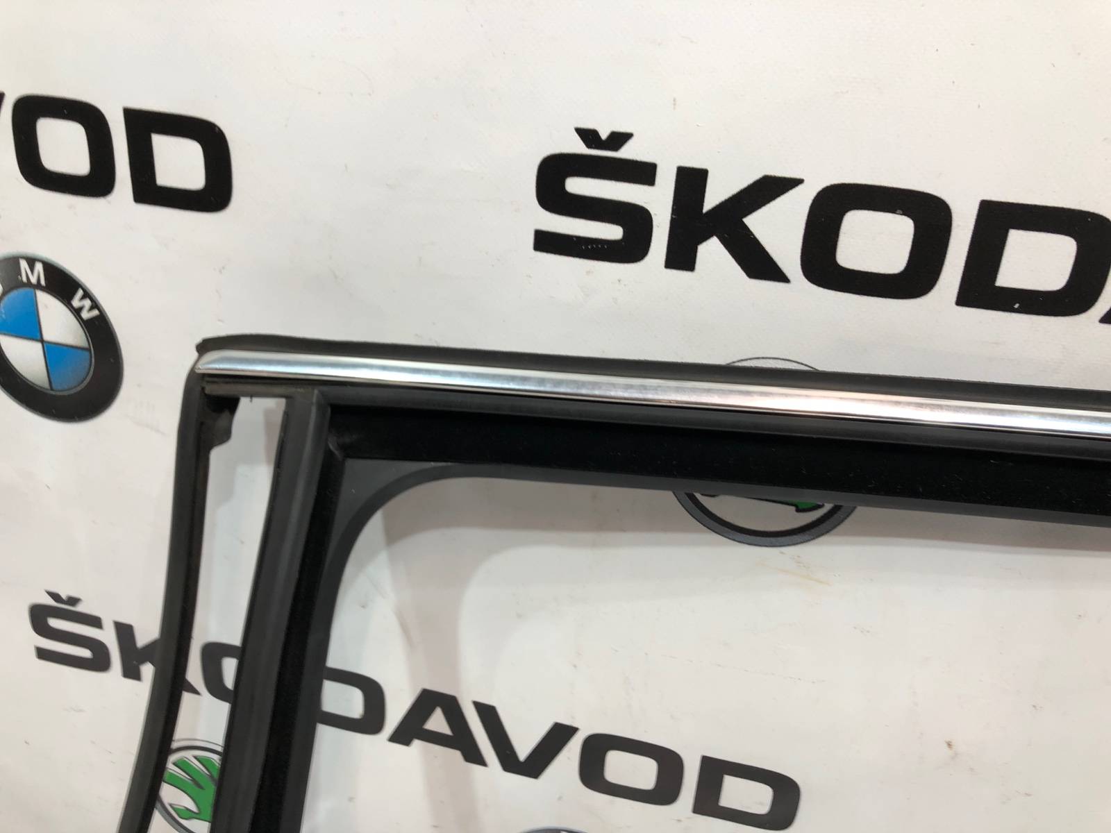 форточка двери, 1500 рублей, Москва