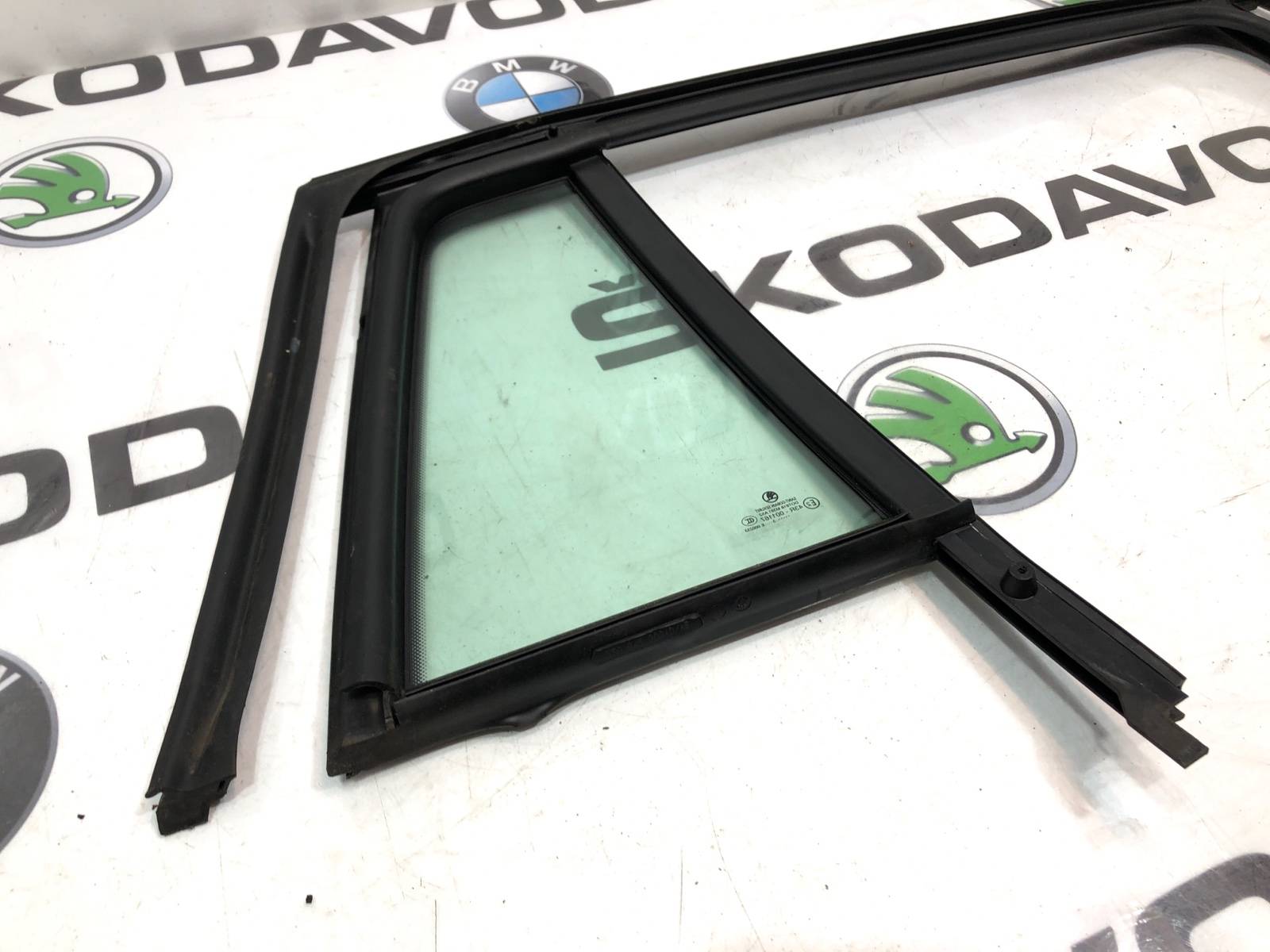 форточка двери, 1500 рублей, Москва