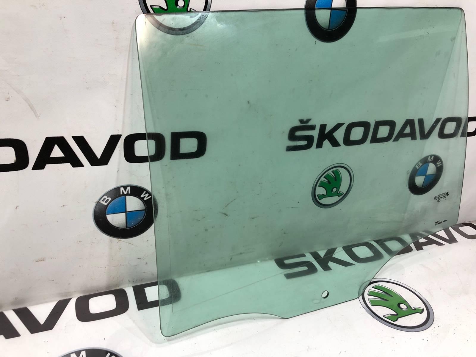 Стекло двери, 1000 рублей, Москва