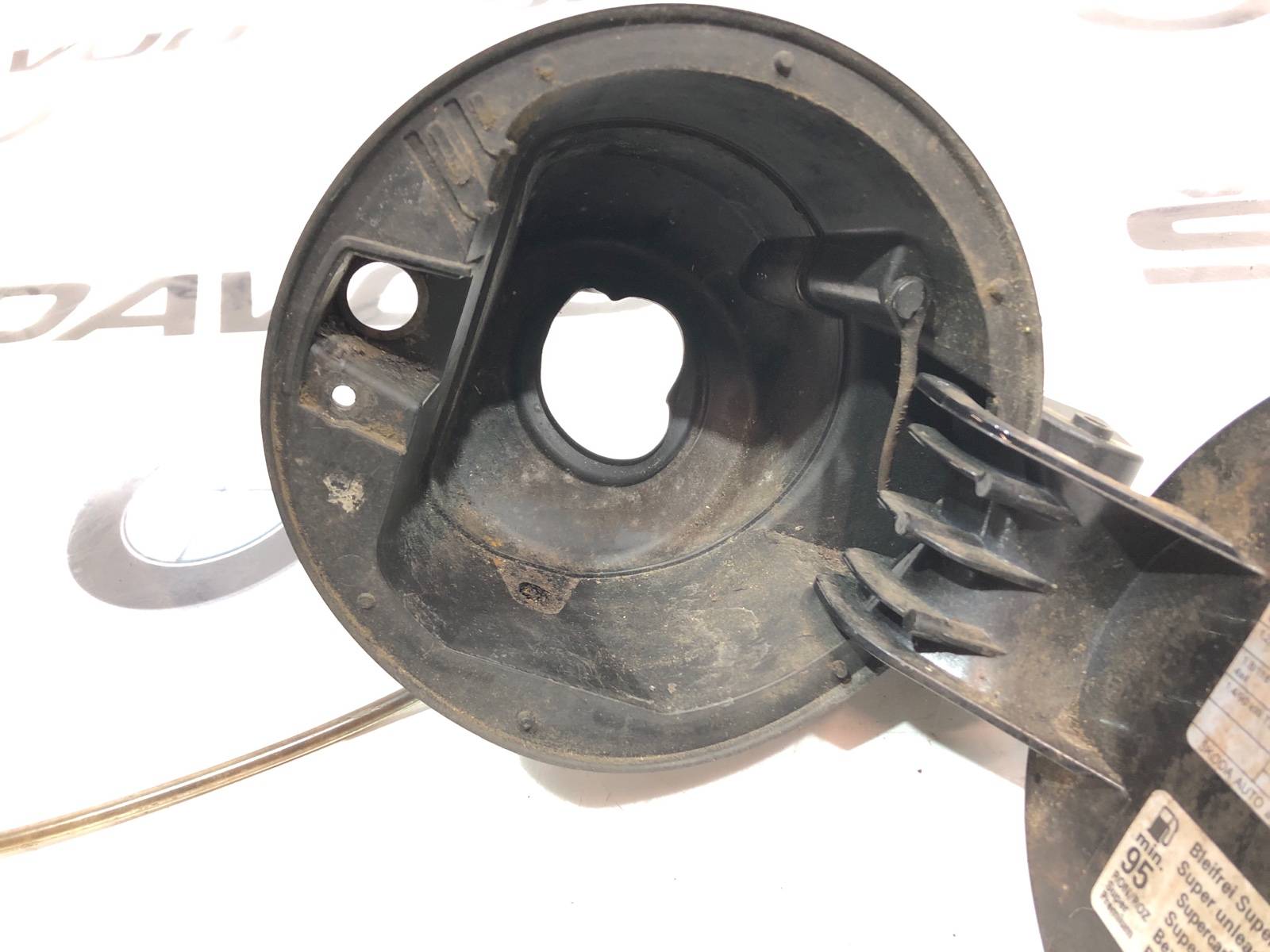 лючок бензобака, 2000 рублей, Москва