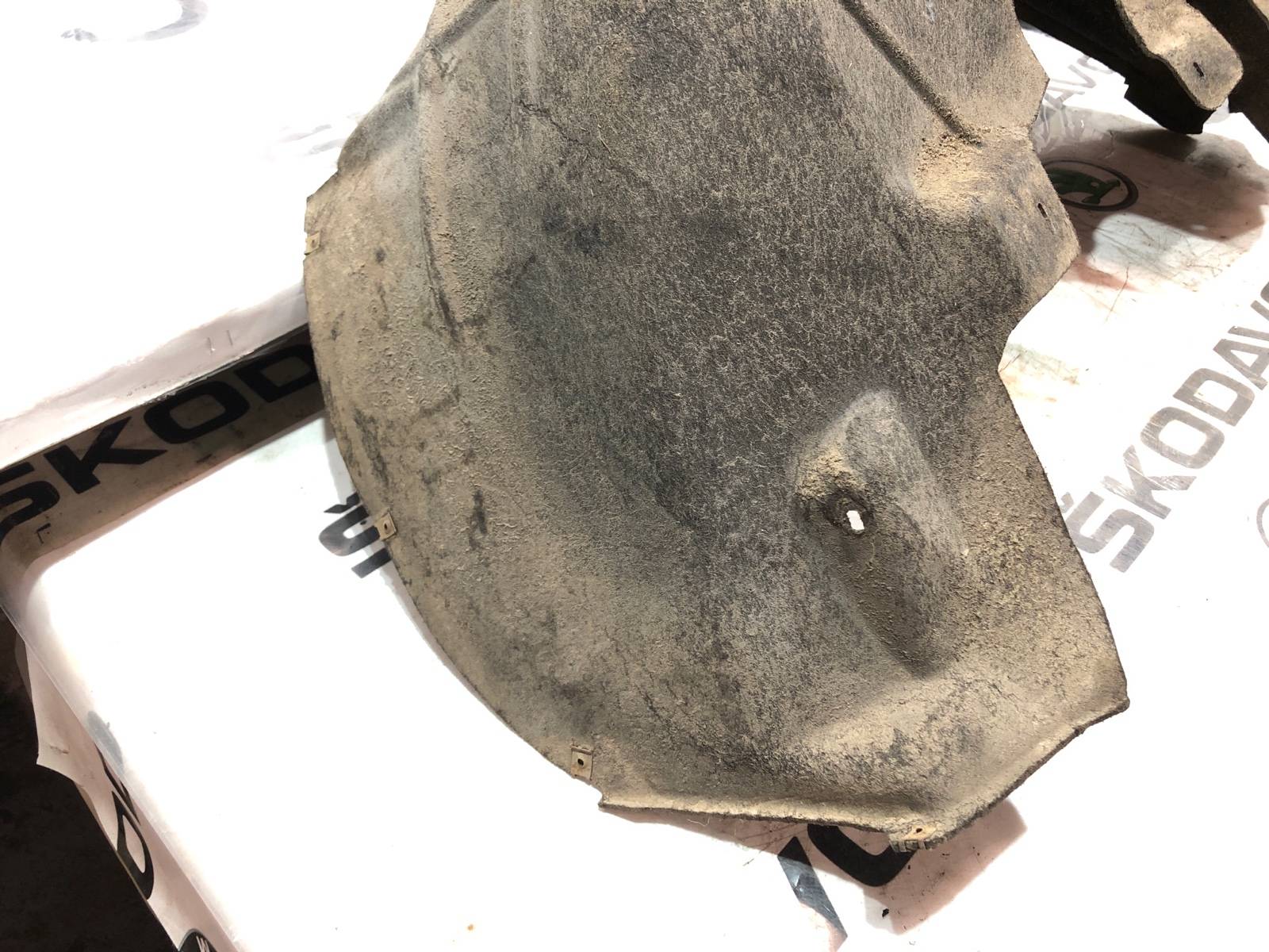 подкрылок, 500 рублей, Москва