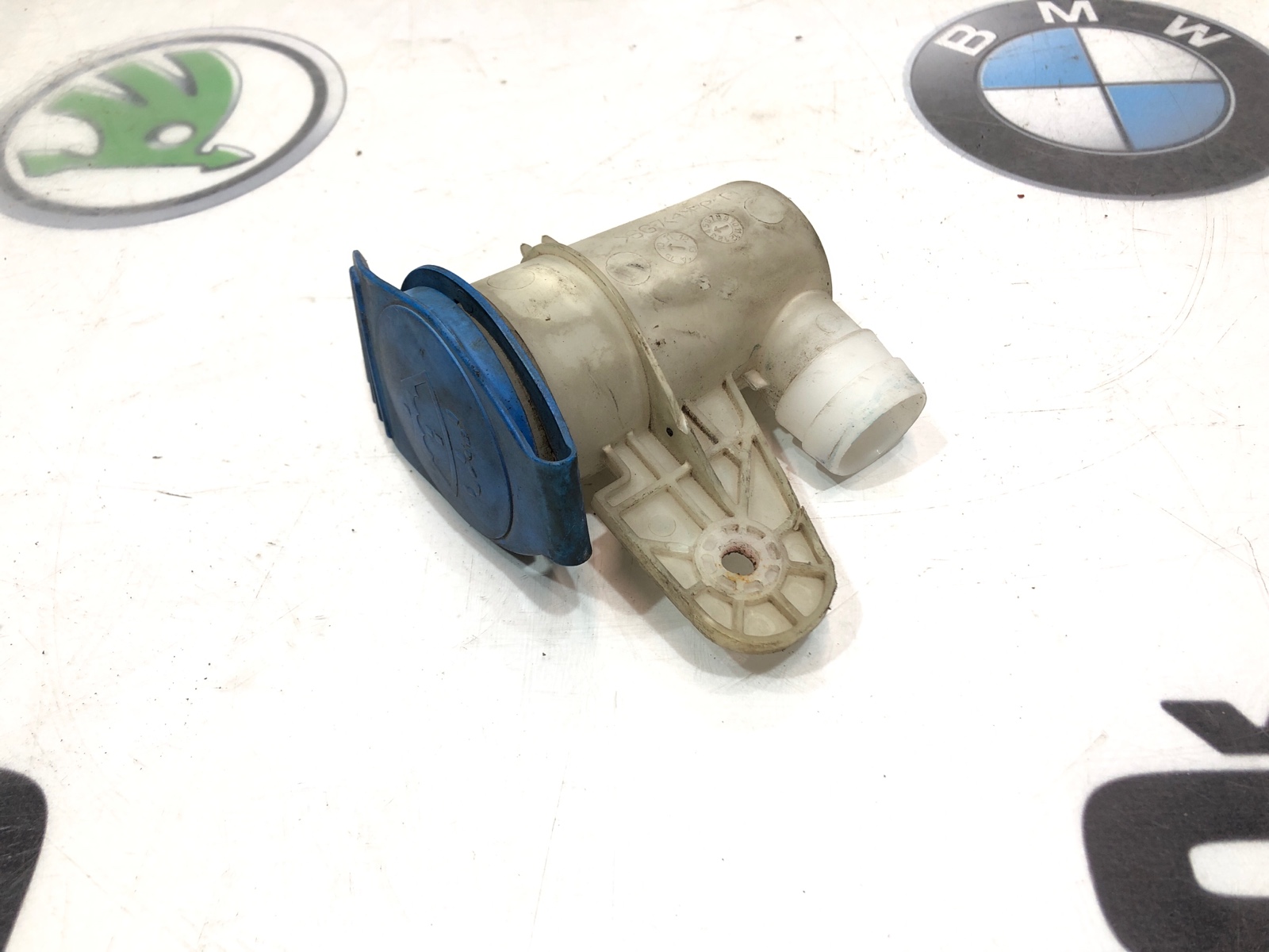 горловина бачка стеклоомывателя, 500 рублей, Москва