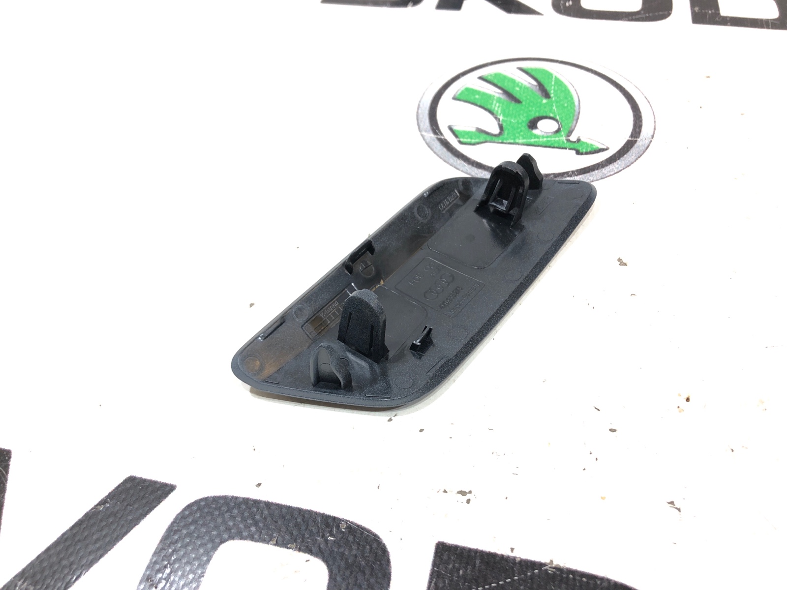 Крышка форсунки омывателя фар, 1000 рублей, Москва