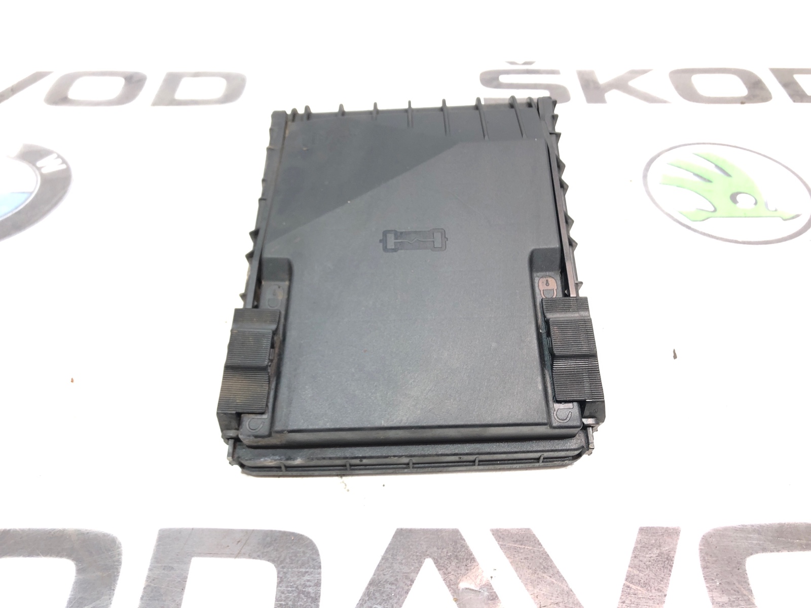 Крышка блока предохранителей, 1000 рублей, Москва