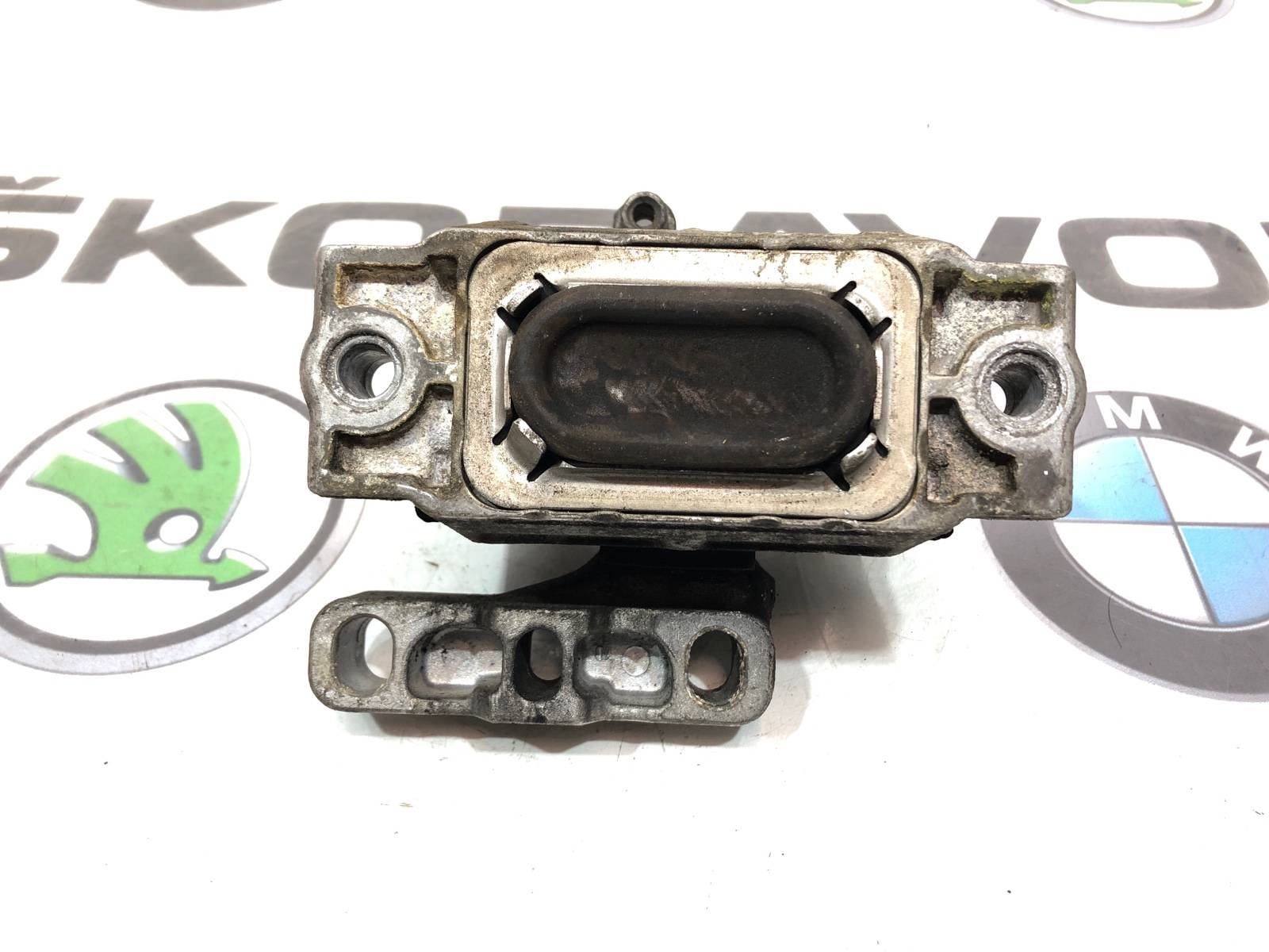 Опора двигателя, 1000 рублей, Москва