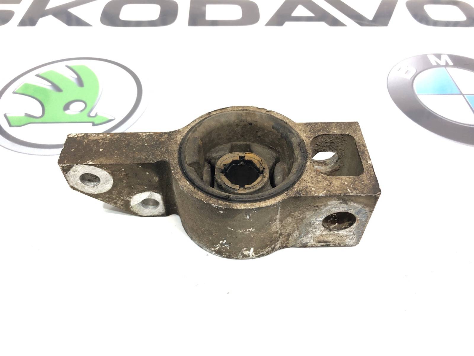 сайлентблок переднего рычага задний, 1000 рублей, Москва