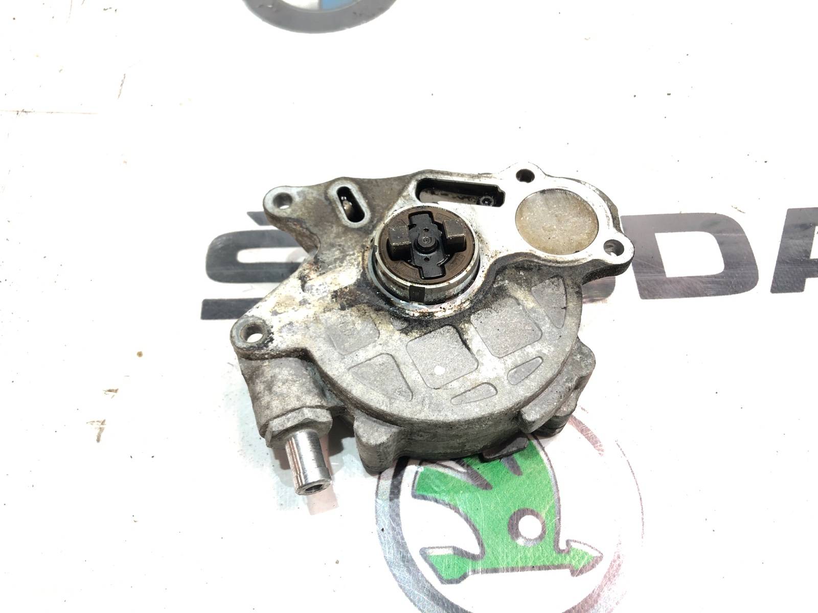 Насос вакуумный, 2000 рублей, Москва