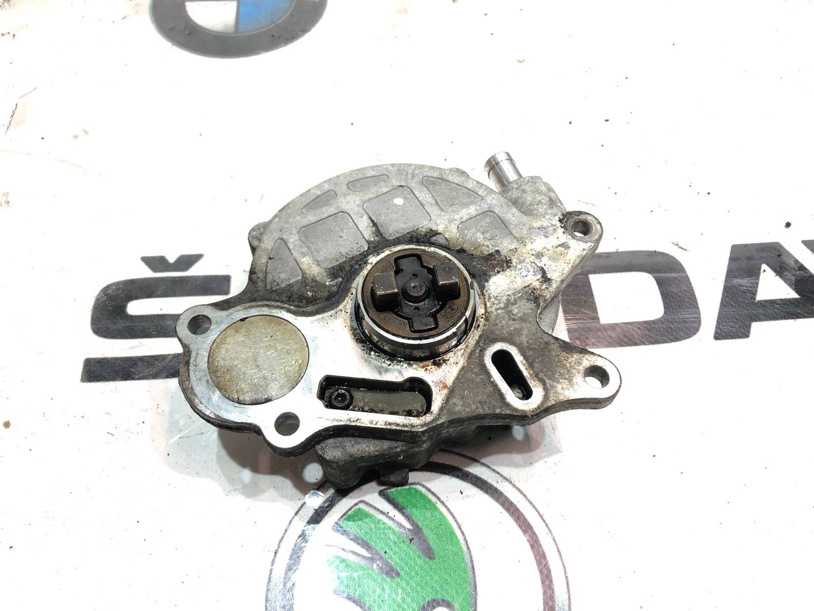 Насос вакуумный, 2000 рублей, Москва