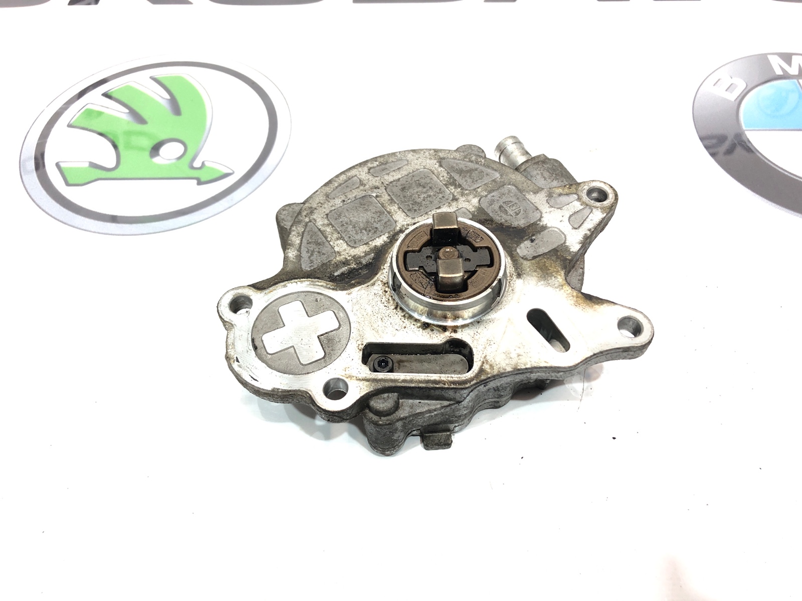 Насос вакуумный, 2000 рублей, Москва