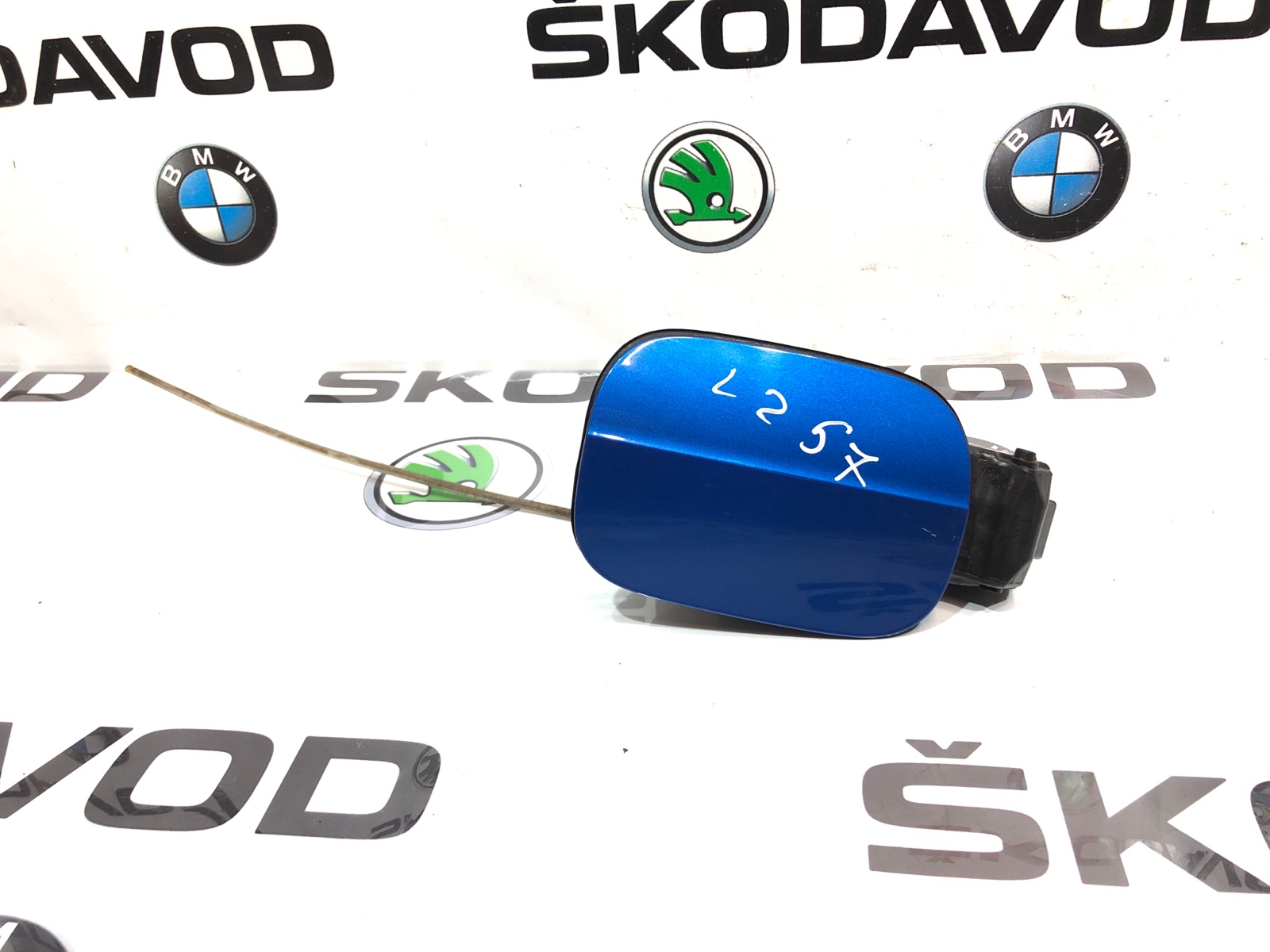 лючок бензобака, 2000 рублей, Москва