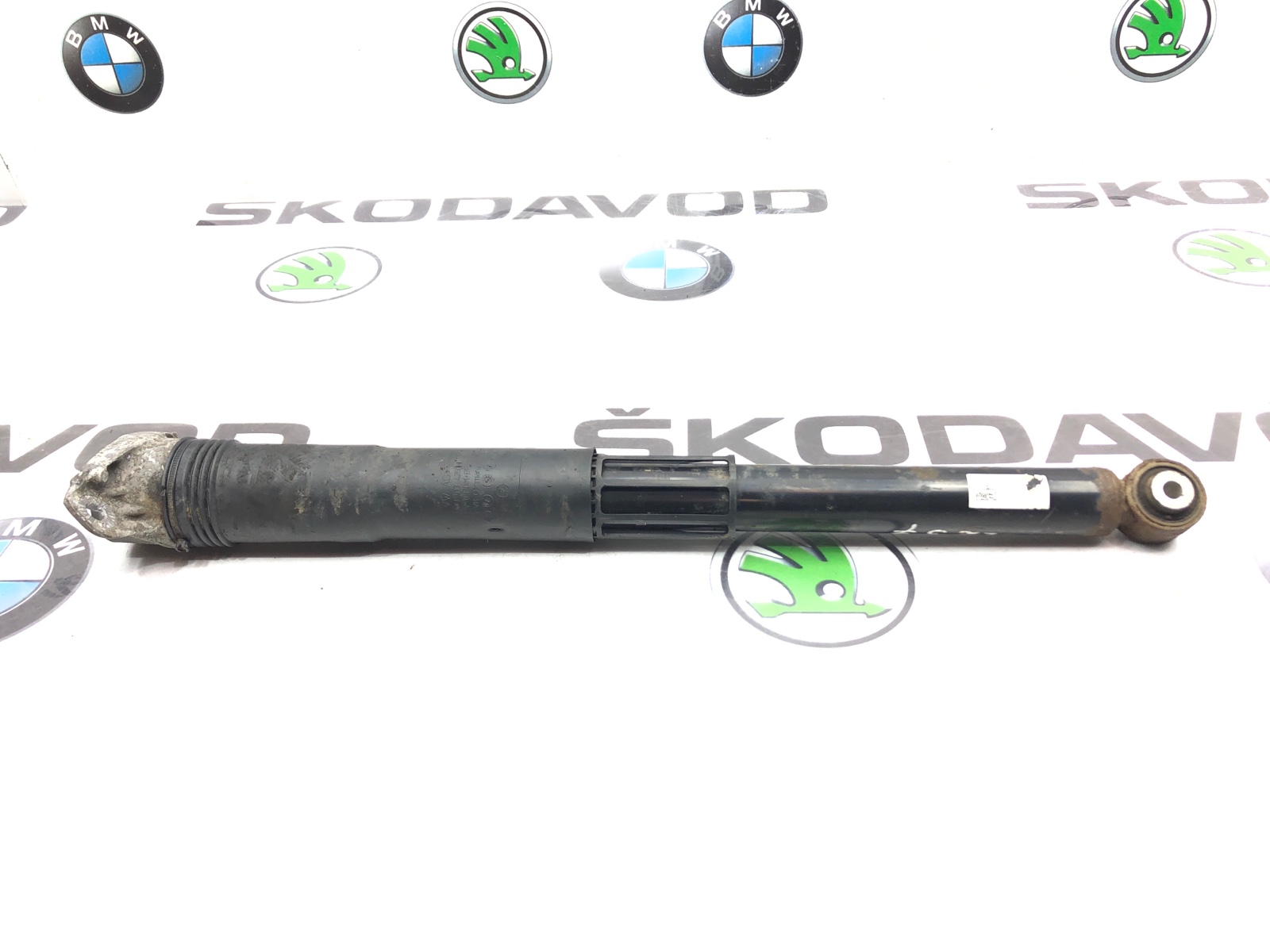 Амортизатор, 1000 рублей, Москва