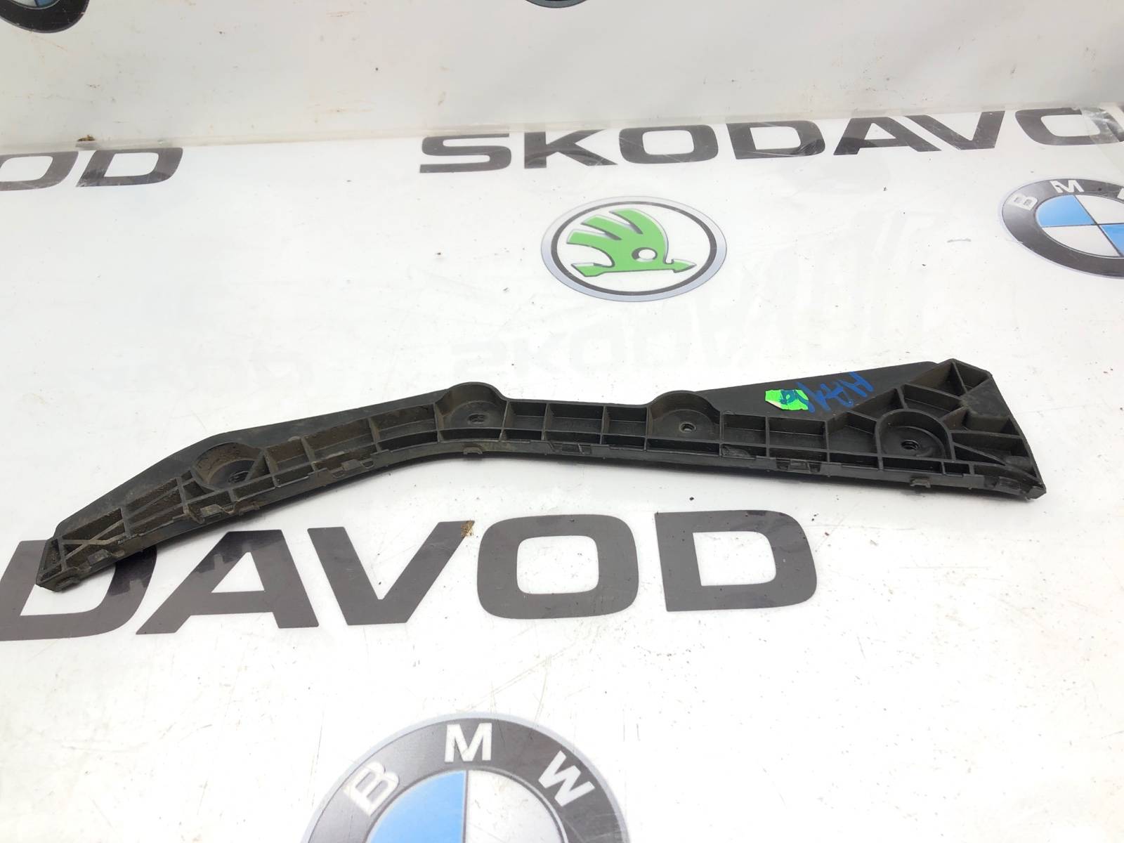 Направляющая бампера, 1000 рублей, Москва