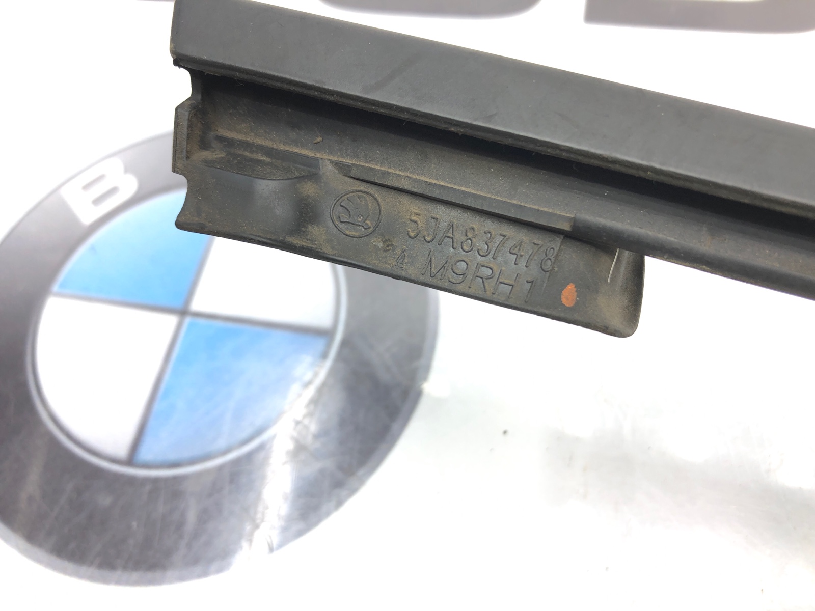 молдинг стекла, 1500 рублей, Москва