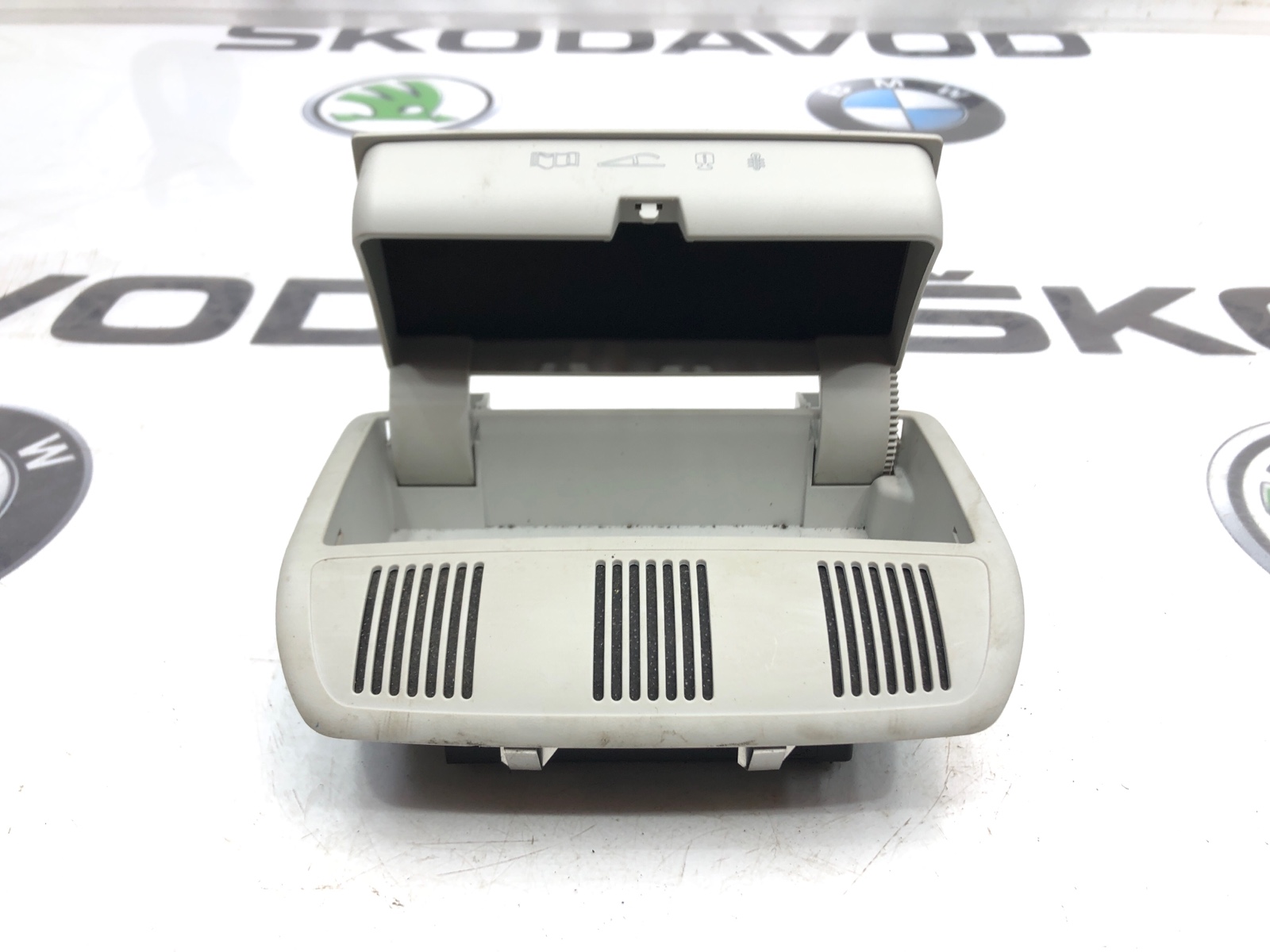 Подочечник (очёчник), 2000 рублей, Москва