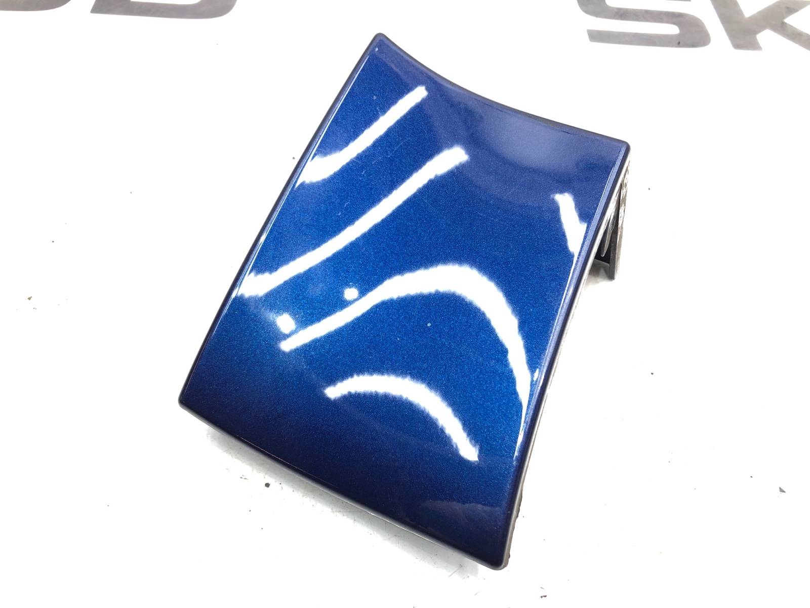 Накладка фонаря, 500 рублей, Москва