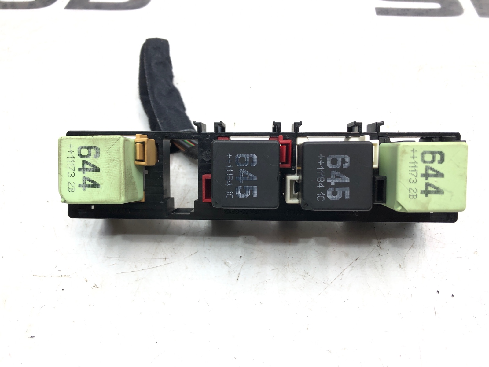 Блок реле, 1000 рублей, Москва