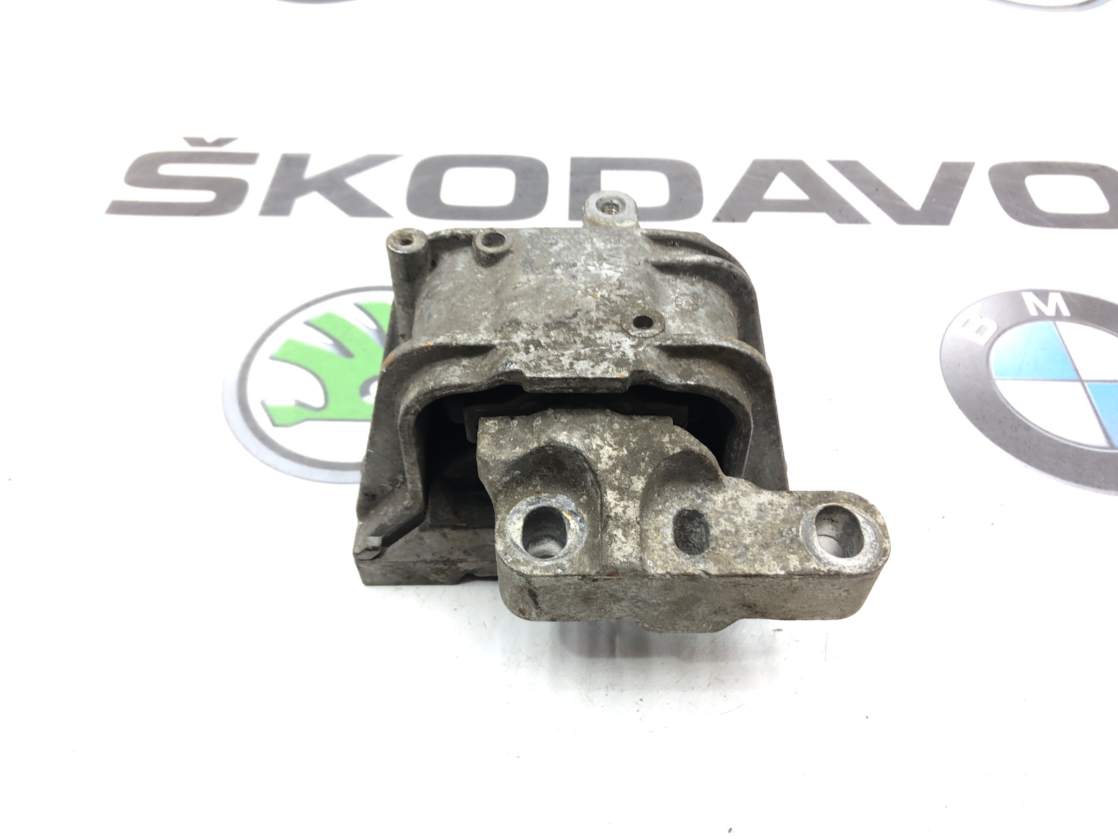 Опора двигателя, 1000 рублей, Москва