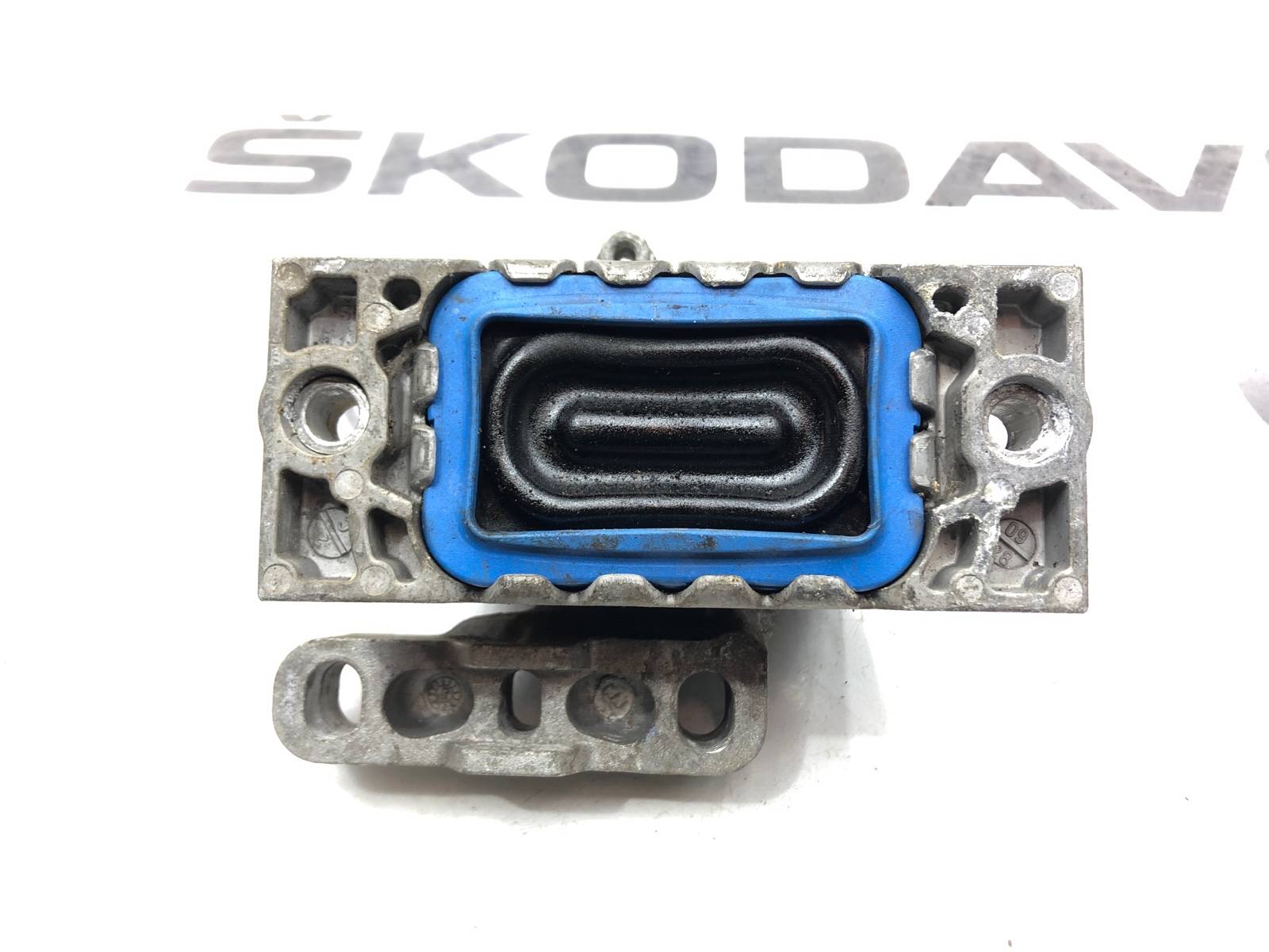 Опора двигателя, 1000 рублей, Москва