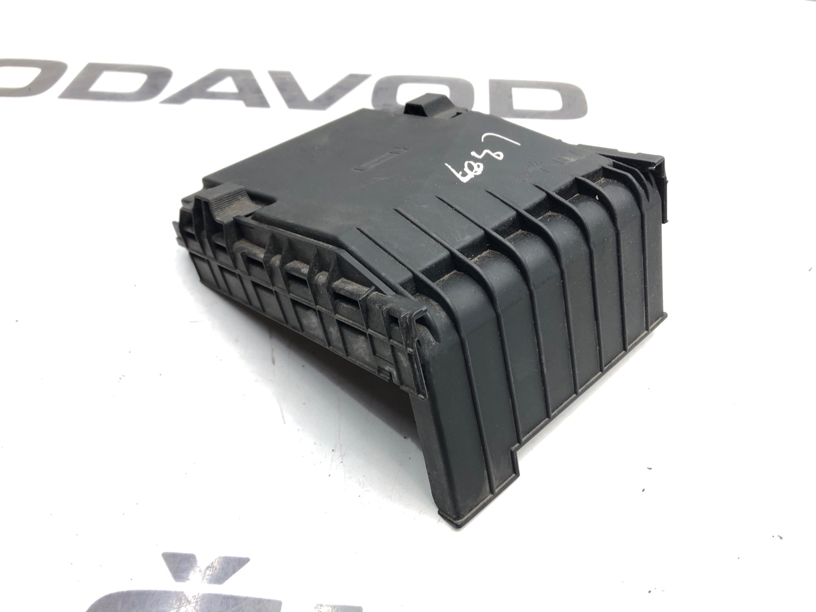 Крышка блока предохранителей, 500 рублей, Москва