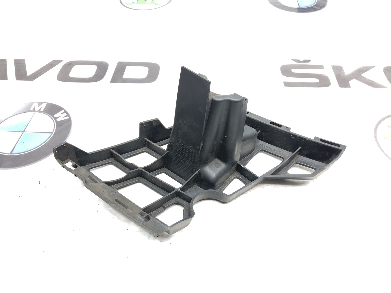 Кронштейн форсунки фароомывателя, 1000 рублей, Москва