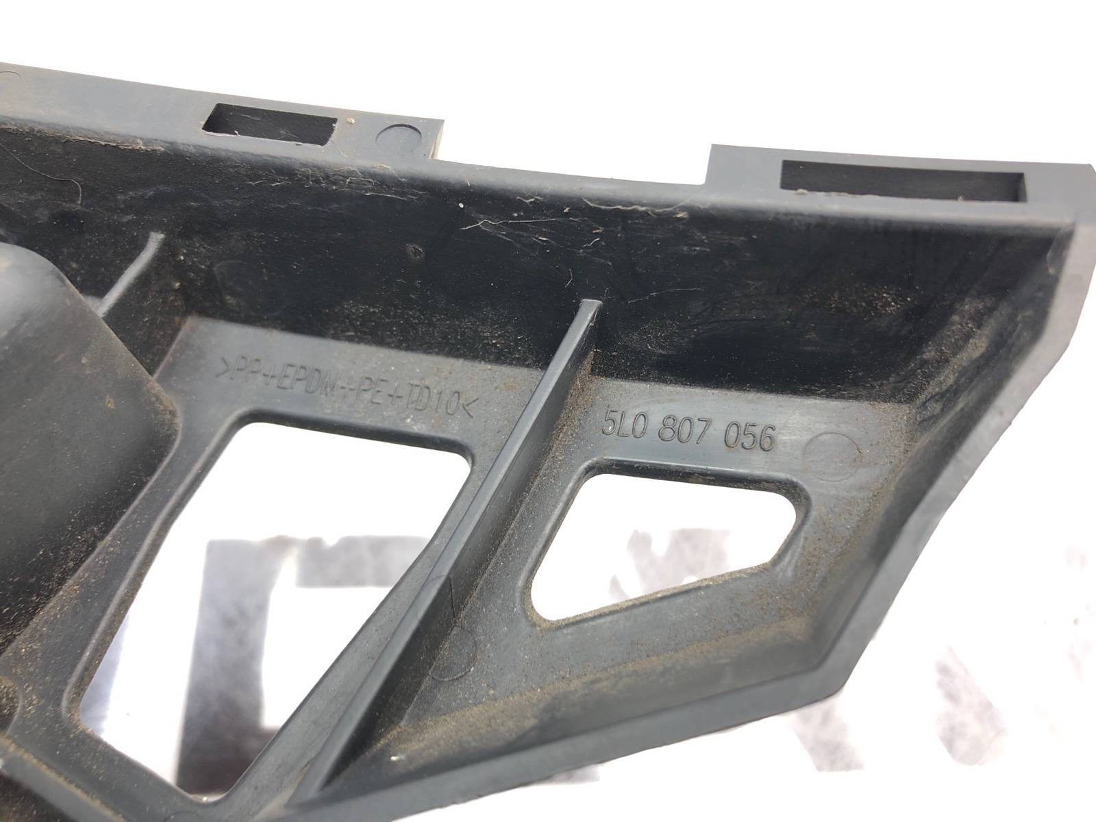 Кронштейн форсунки фароомывателя, 1000 рублей, Москва