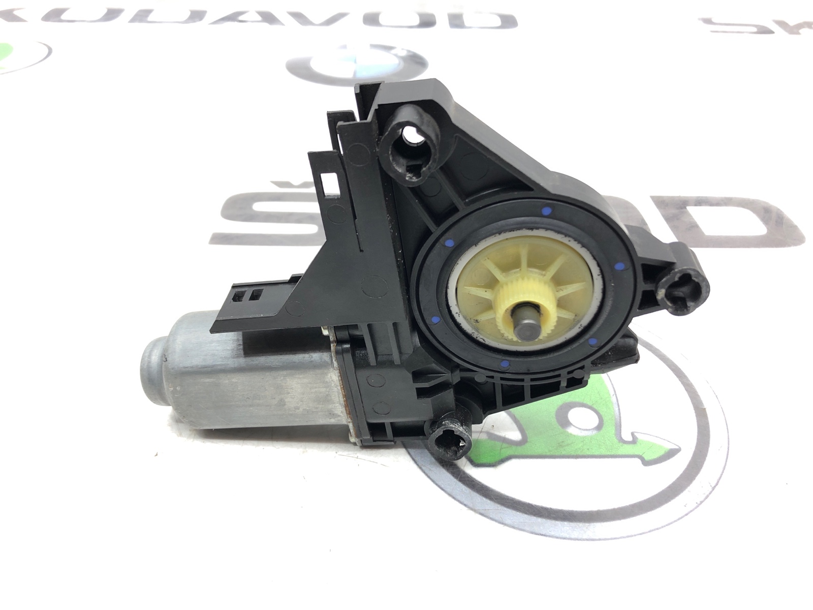 мотор стеклоподъемника, 1000 рублей, Москва