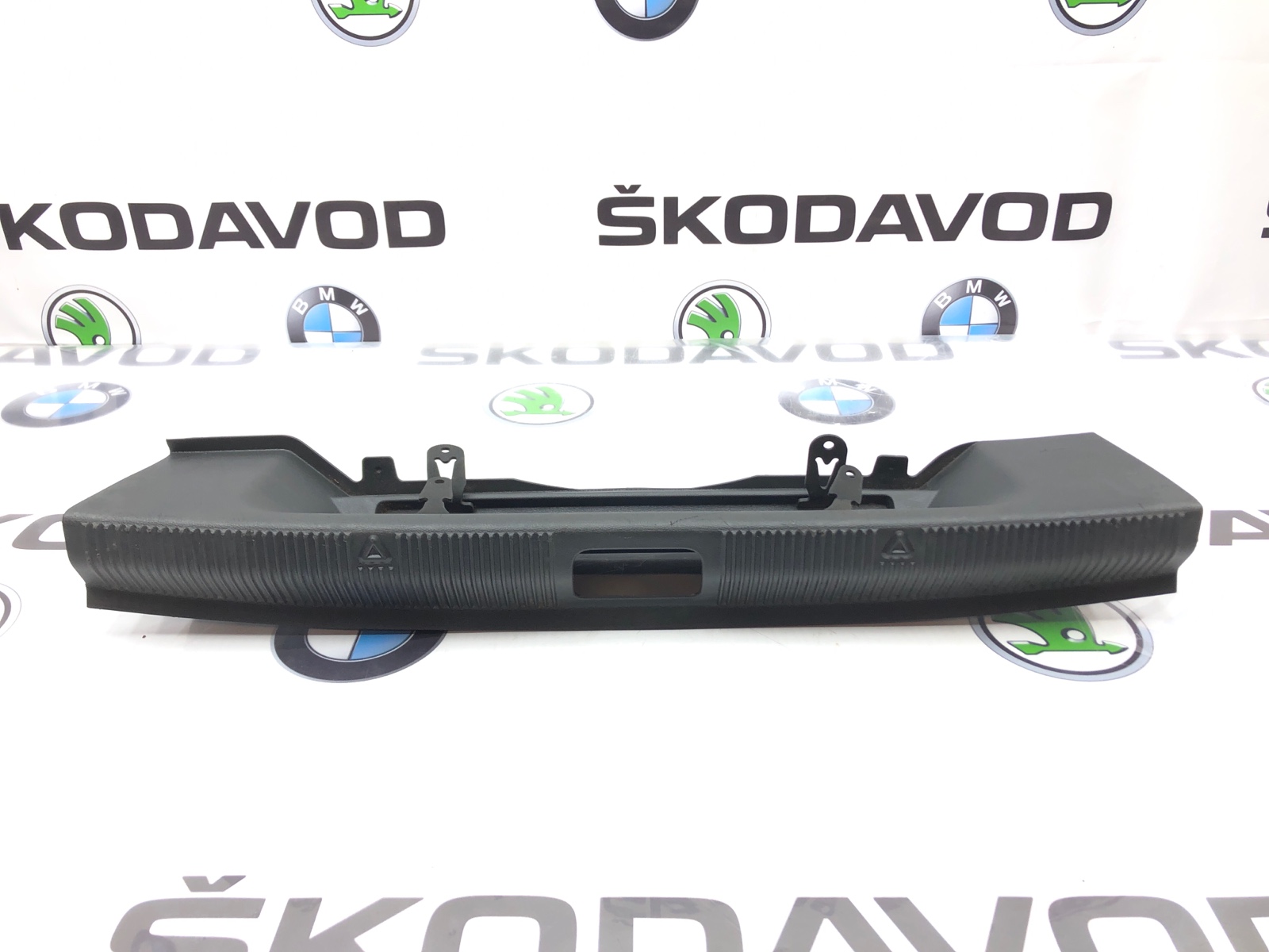 Накладка замка багажника, 1000 рублей, Москва