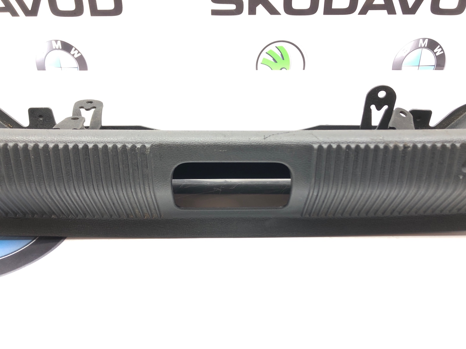 Накладка замка багажника, 1000 рублей, Москва