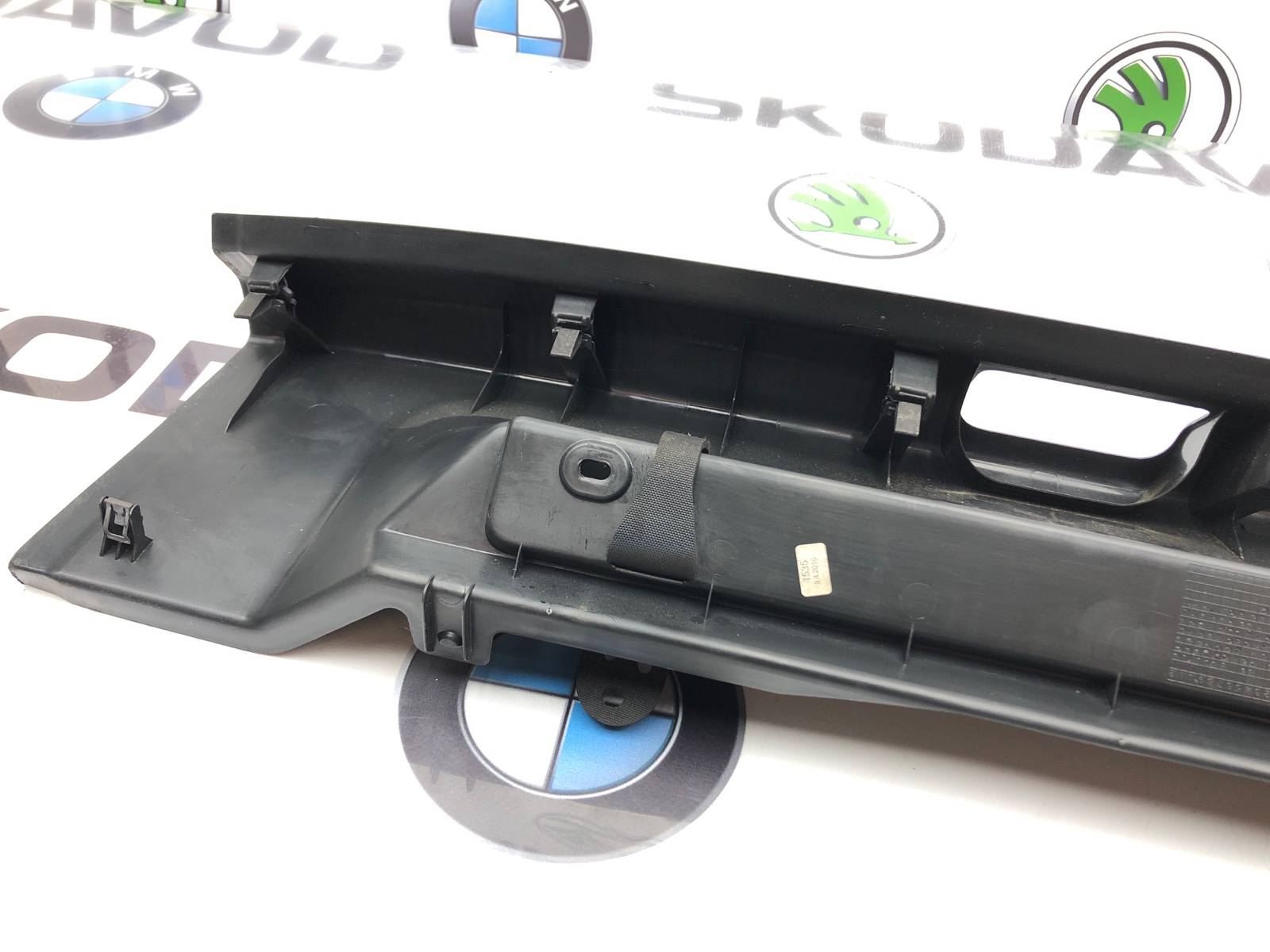 Накладка замка багажника, 1000 рублей, Москва