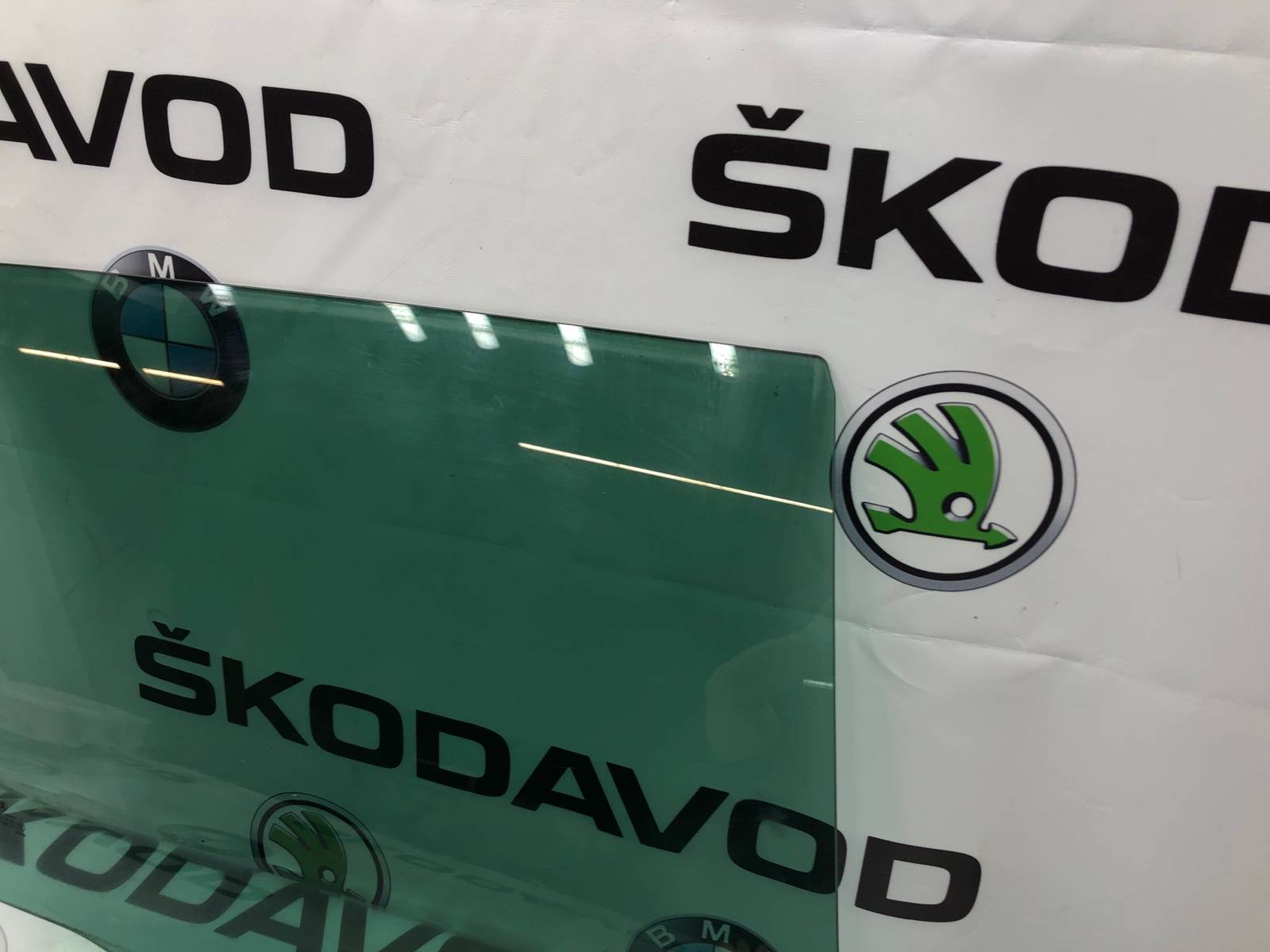 Стекло двери, 1000 рублей, Москва