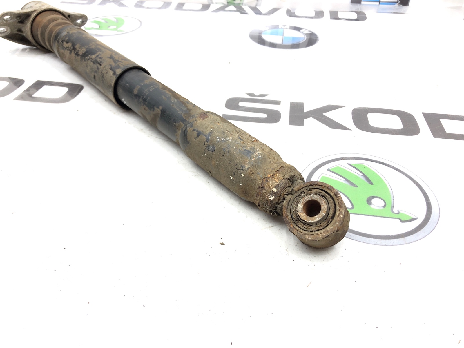 Амортизатор, 1500 рублей, Москва