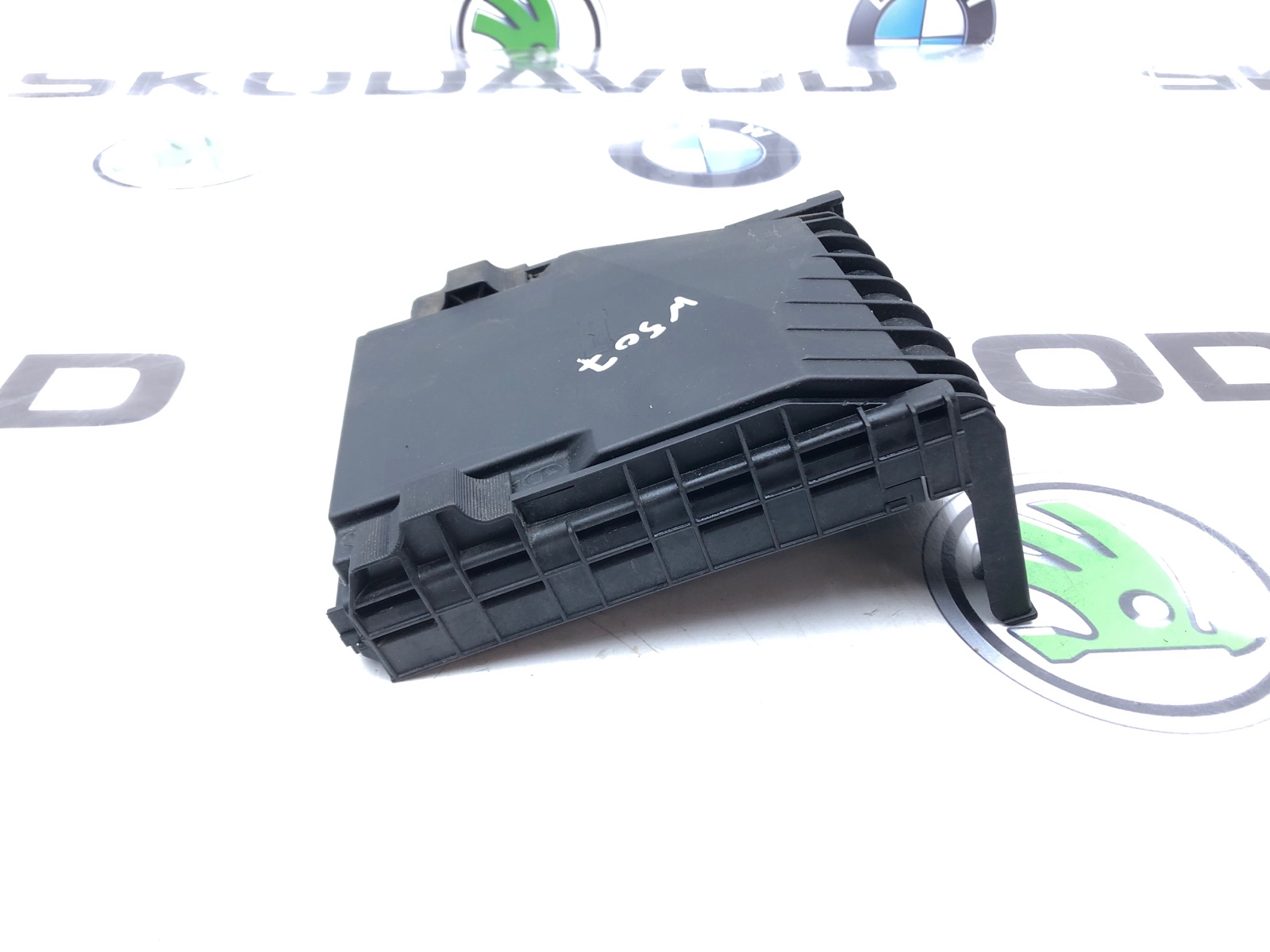 Крышка блока предохранителей, 1000 рублей, Москва