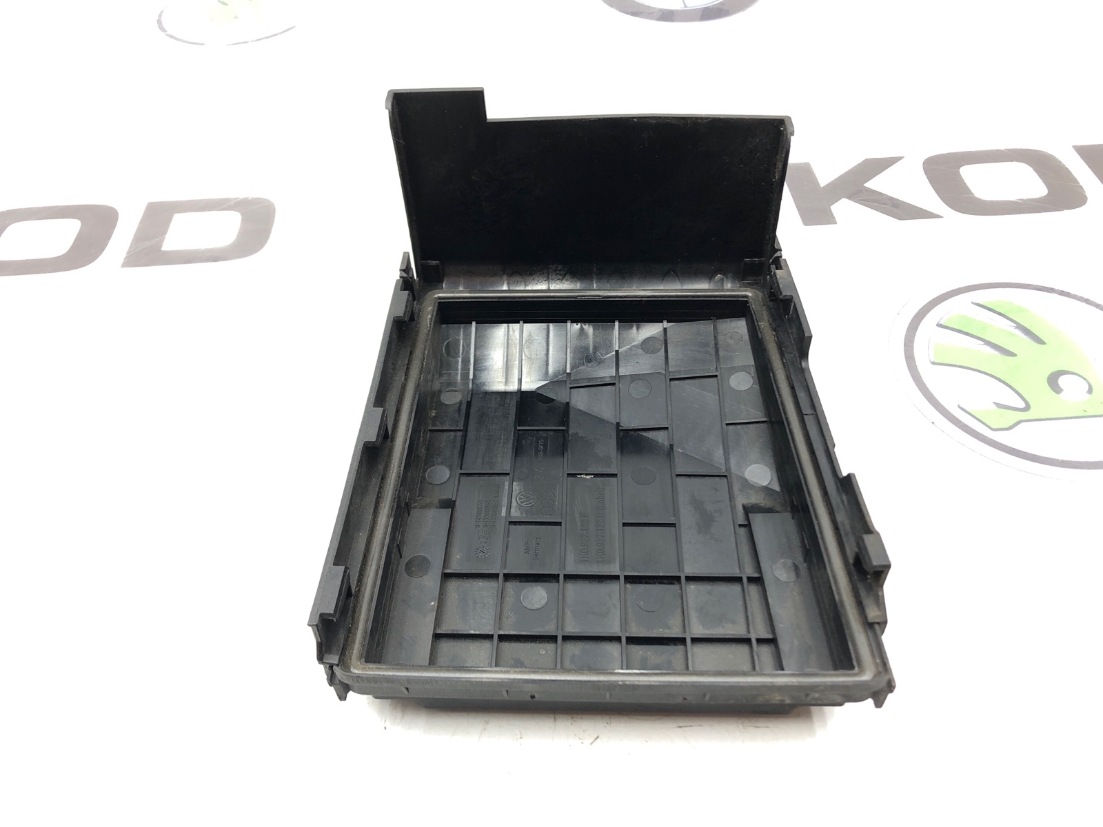 Крышка блока предохранителей, 1000 рублей, Москва