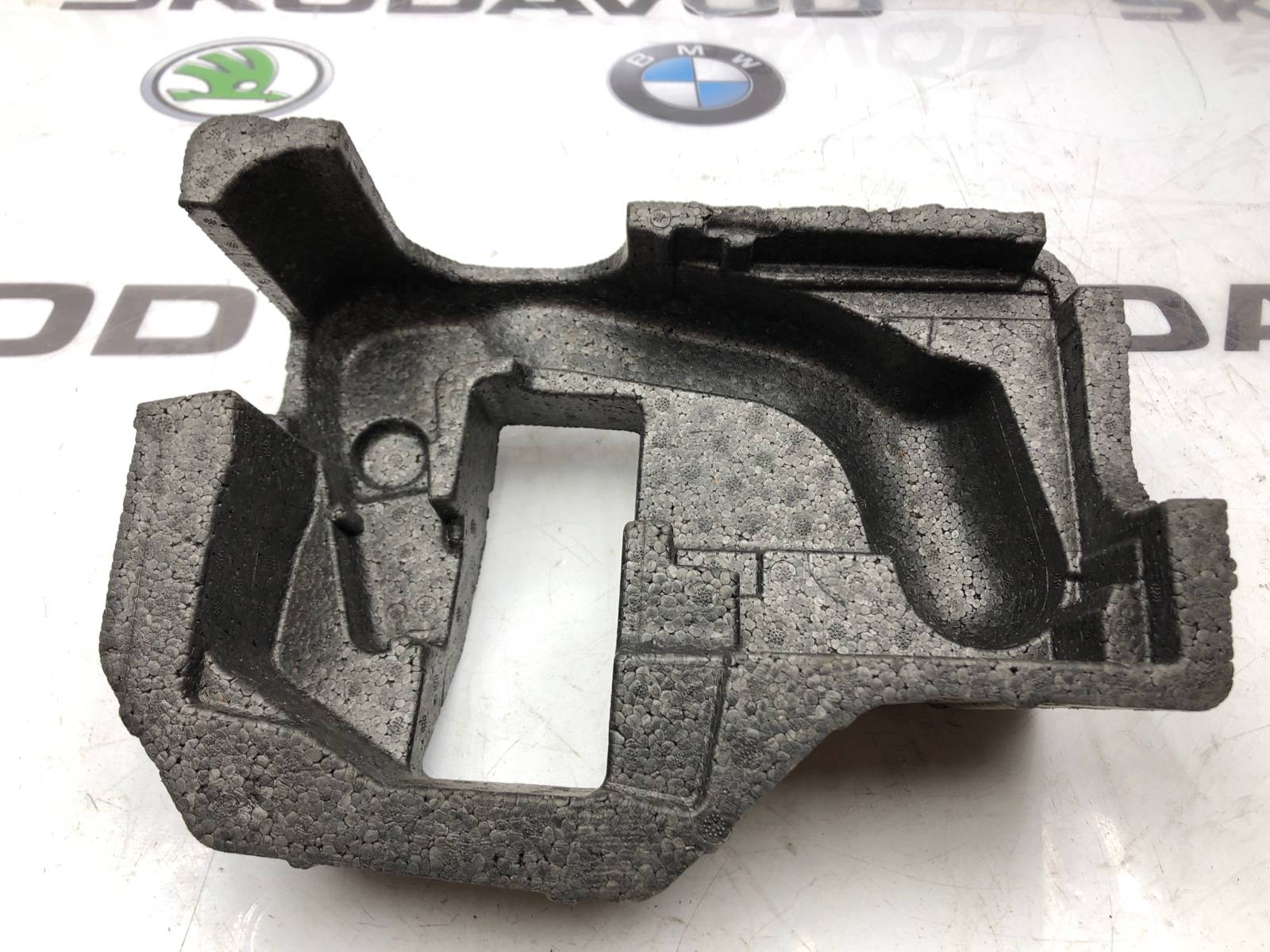 Вставка под фаркоп, 1000 рублей, Москва