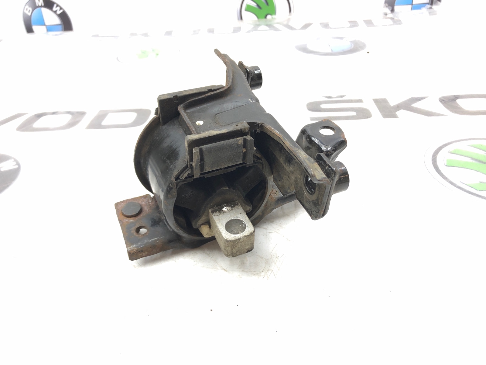 Опора МКПП, 2000 рублей, Москва