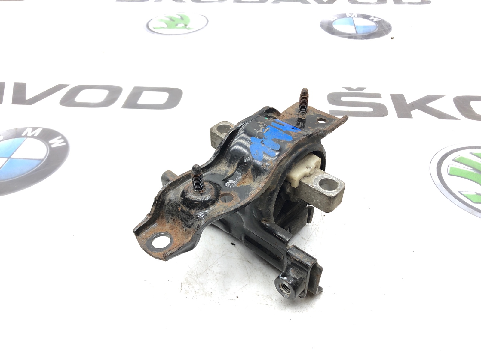 Опора МКПП, 2000 рублей, Москва