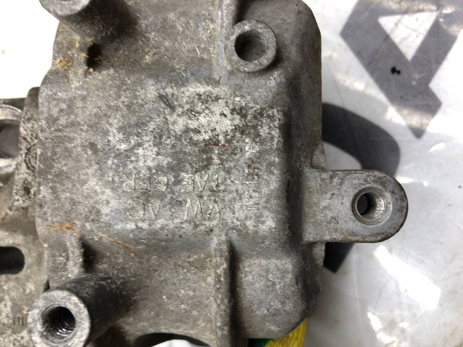 Опора двигателя, 1000 рублей, Москва