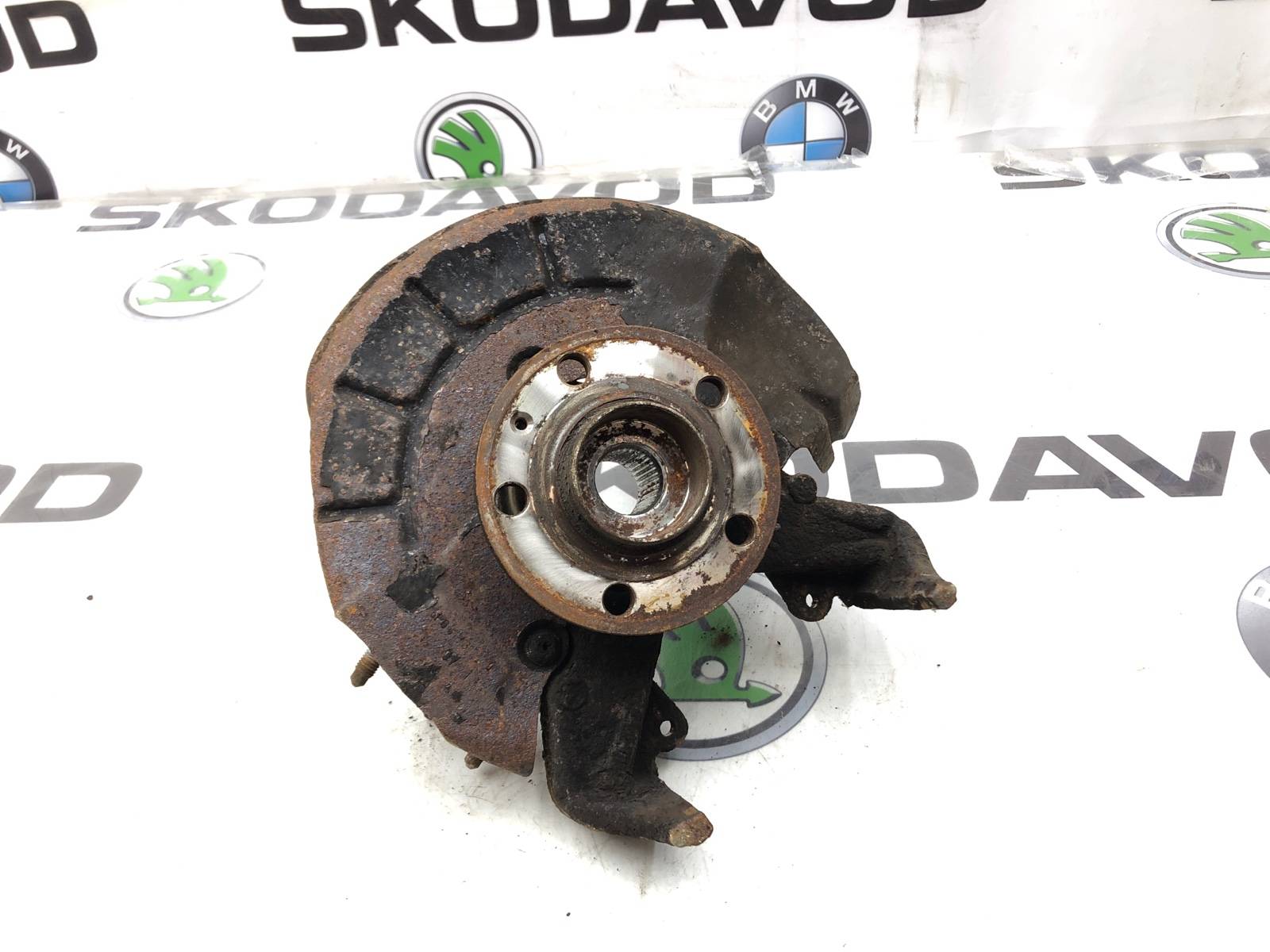 Кулак поворотный, 3000 рублей, Москва