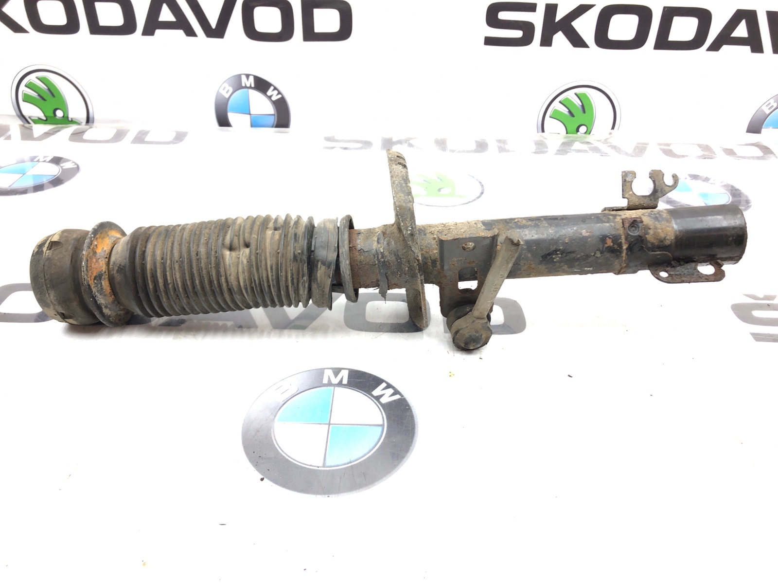 Амортизатор, 3000 рублей, Москва