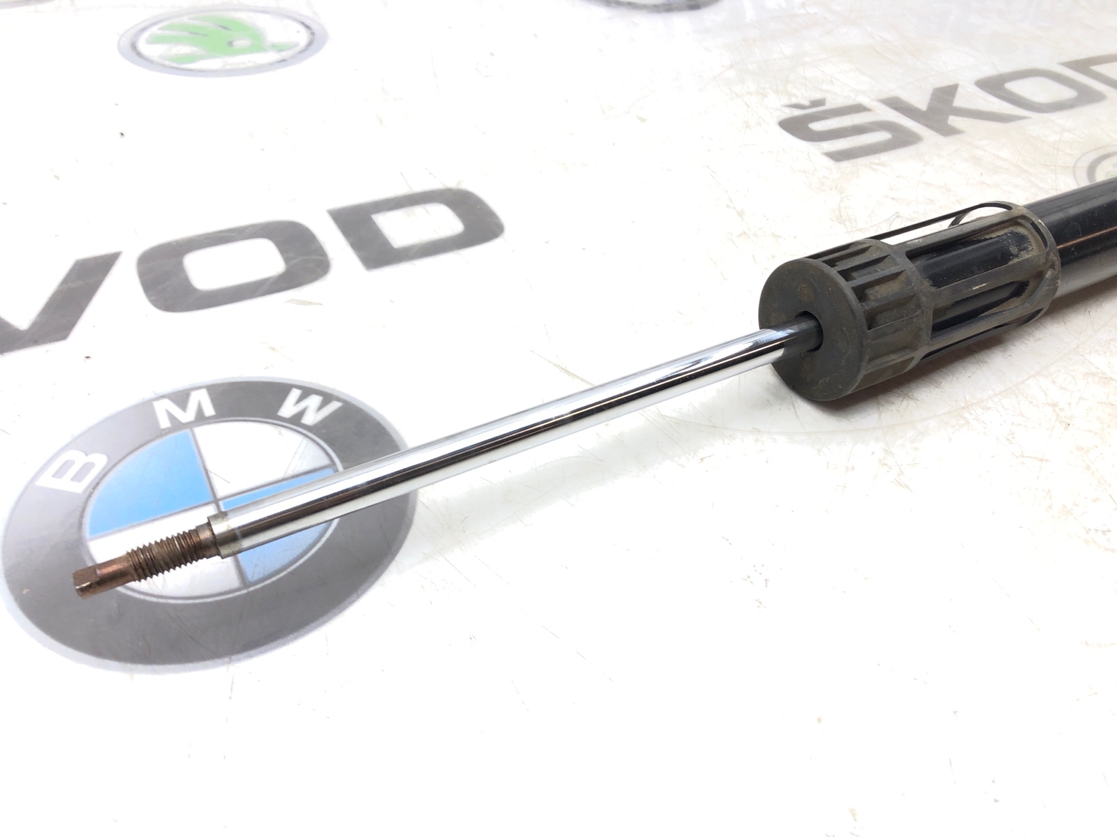 Амортизатор, 3000 рублей, Москва